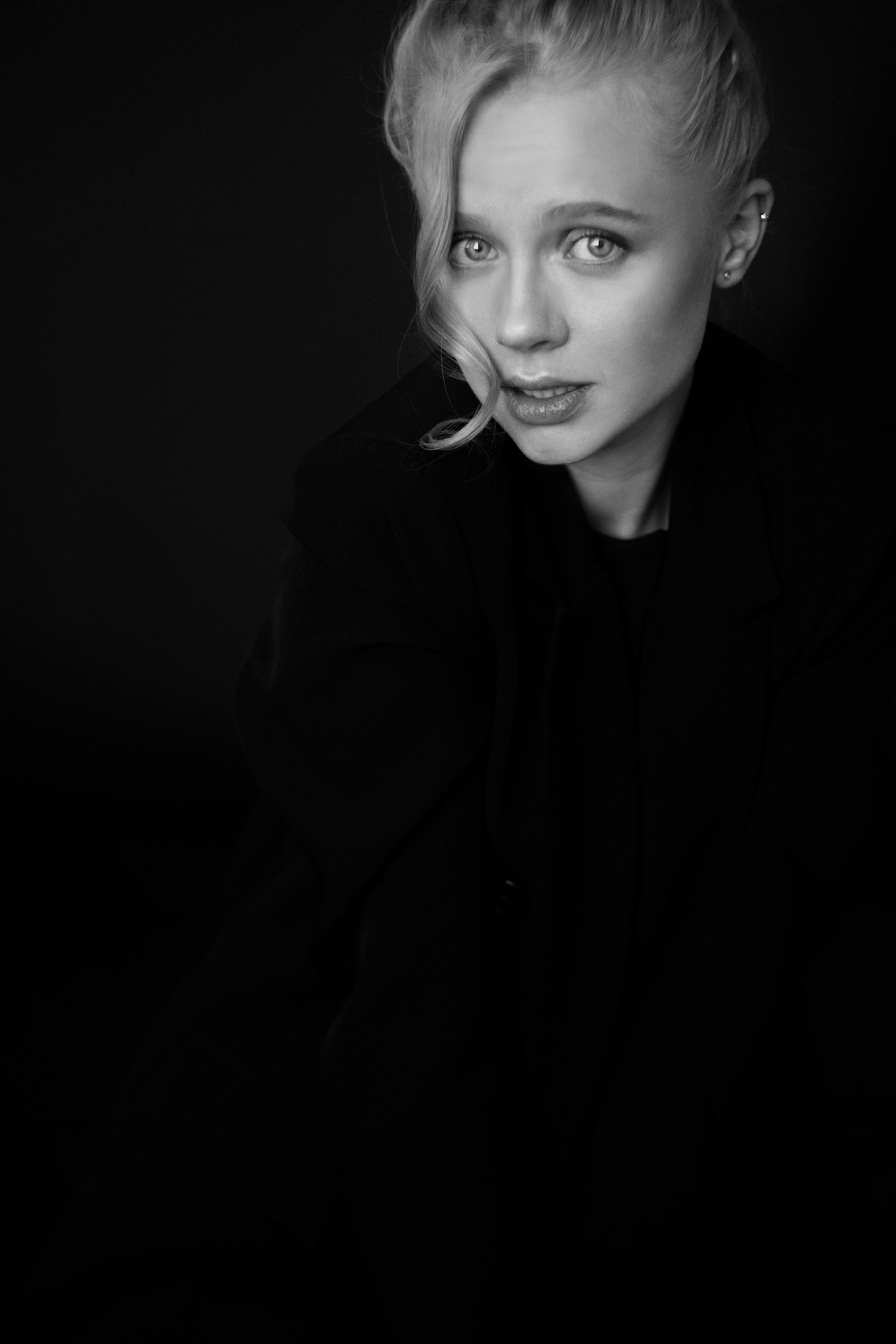 One. Photographer Alina Skitovich