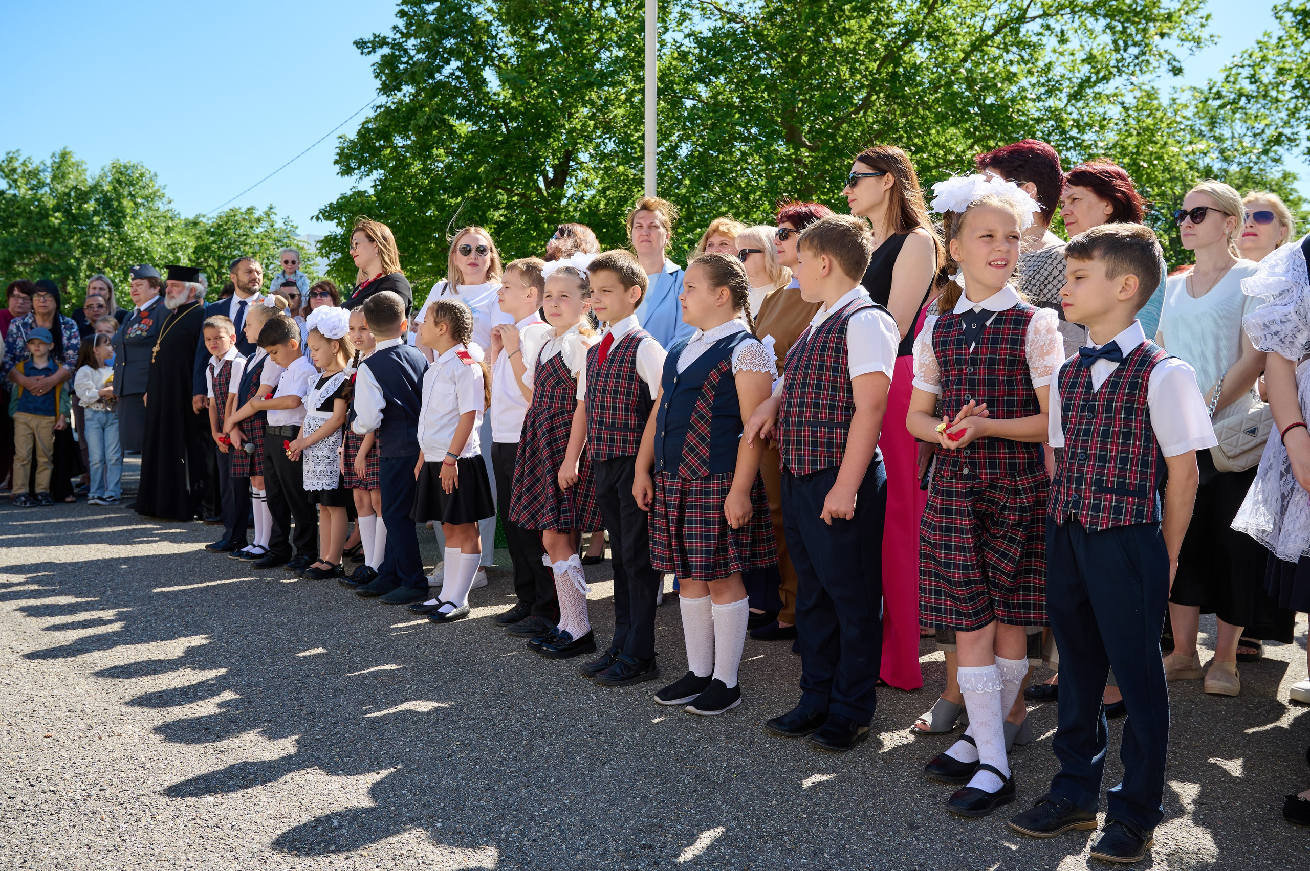 Последний звонок. Жизнь курорта Кабардинка в фотографиях
