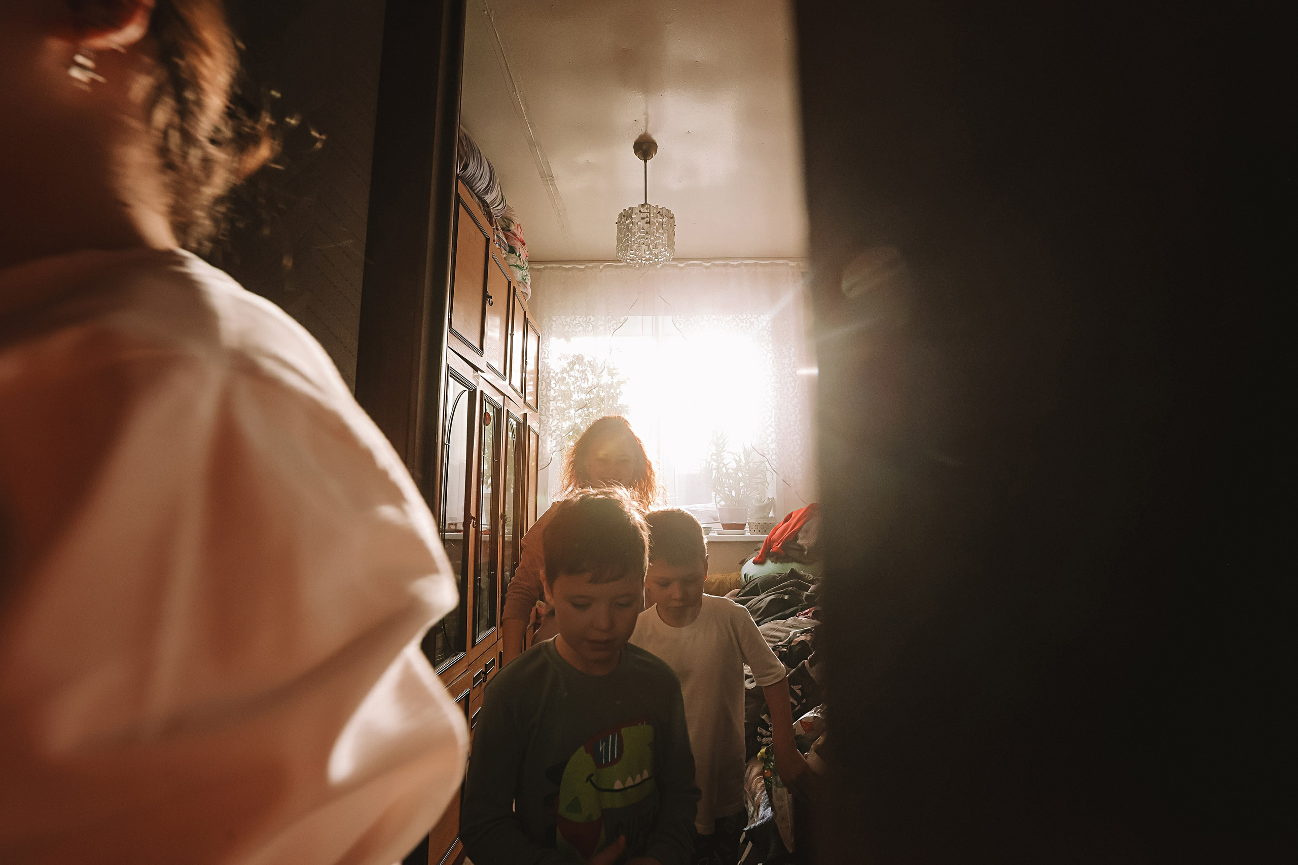 Большая семья репортаж. Семейный фотограф Тюмень, фотограф на роды Салмина Мария