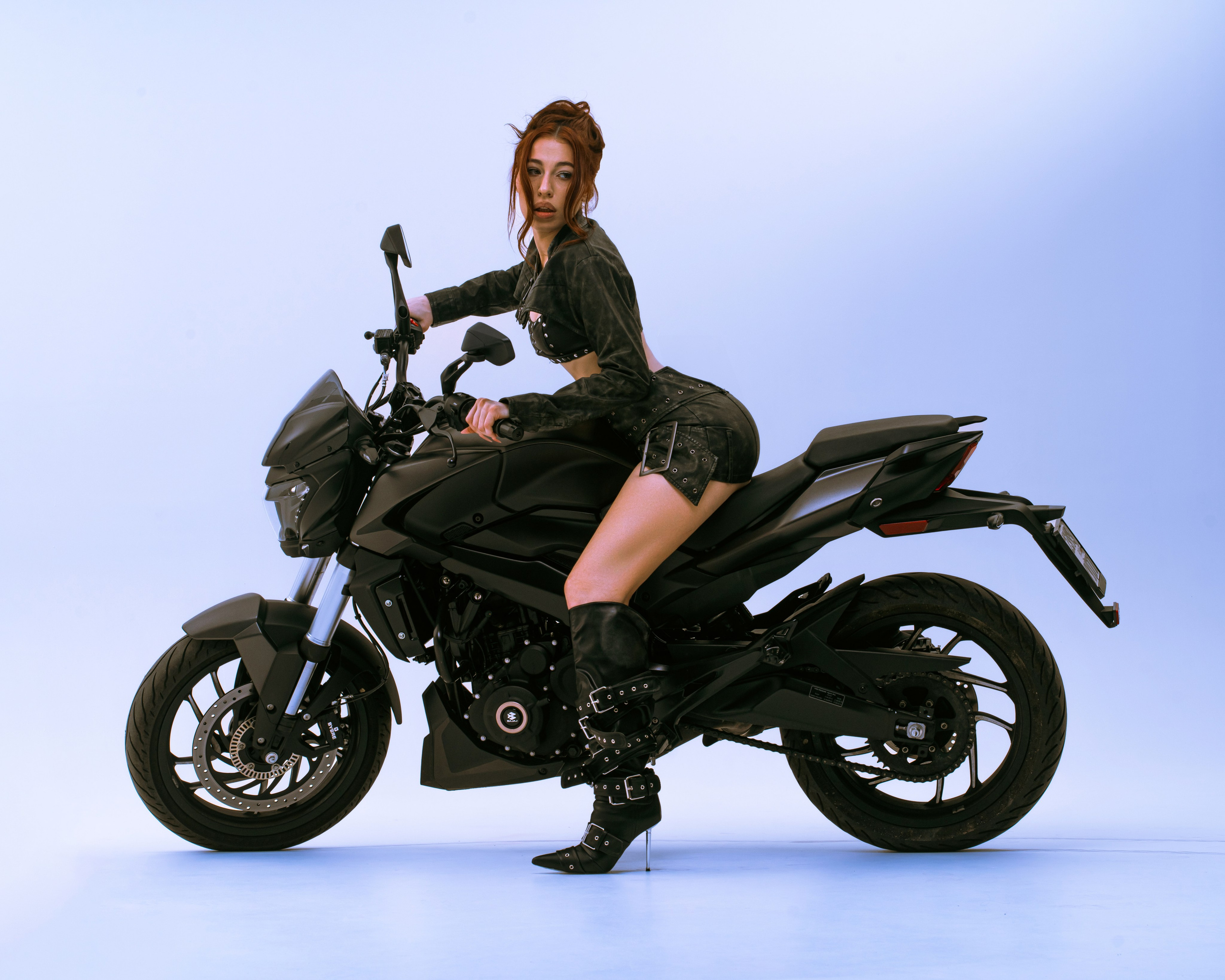 MOTOMAMI. ART фотограф NBIRDIE