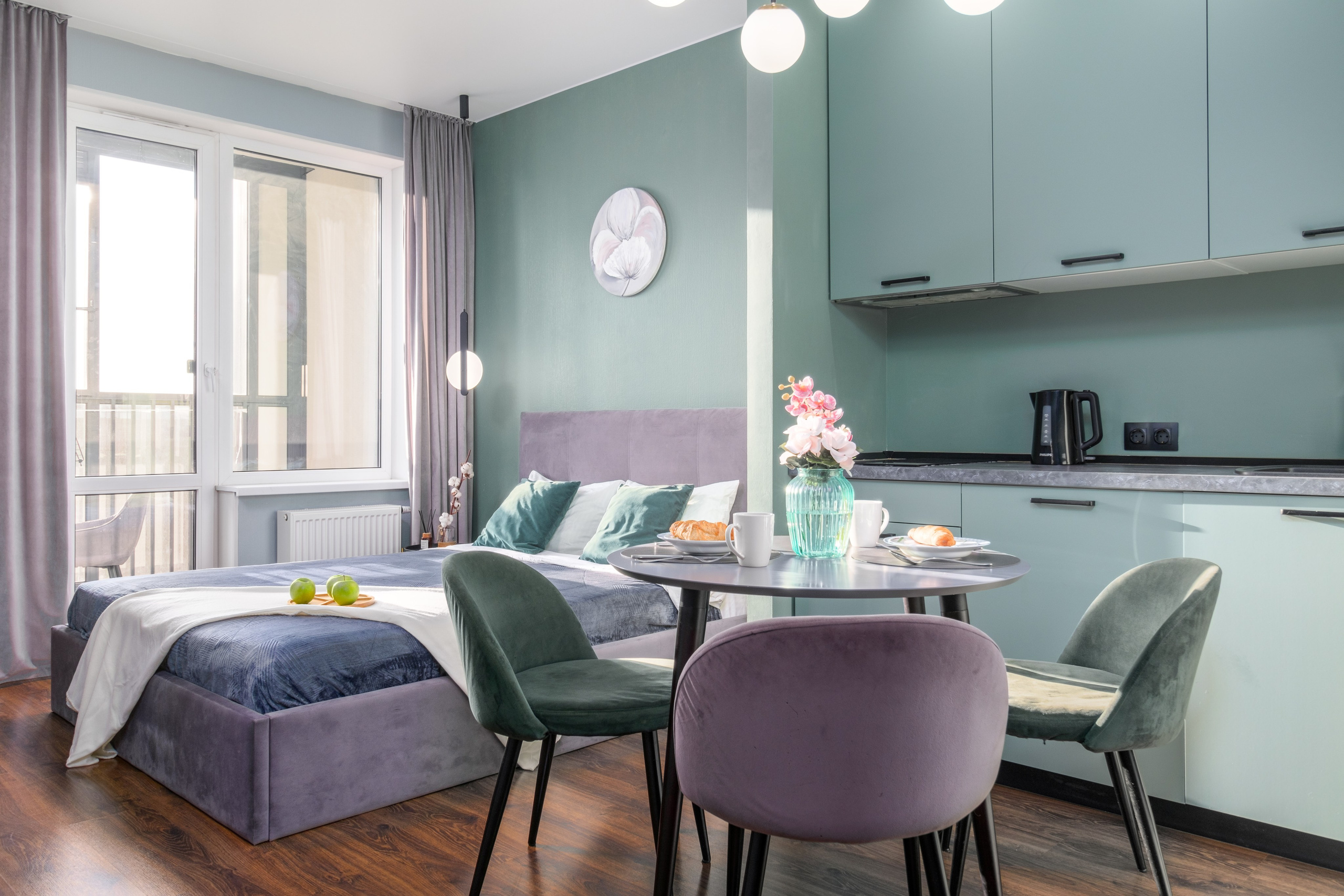 Студия, Уральская ул