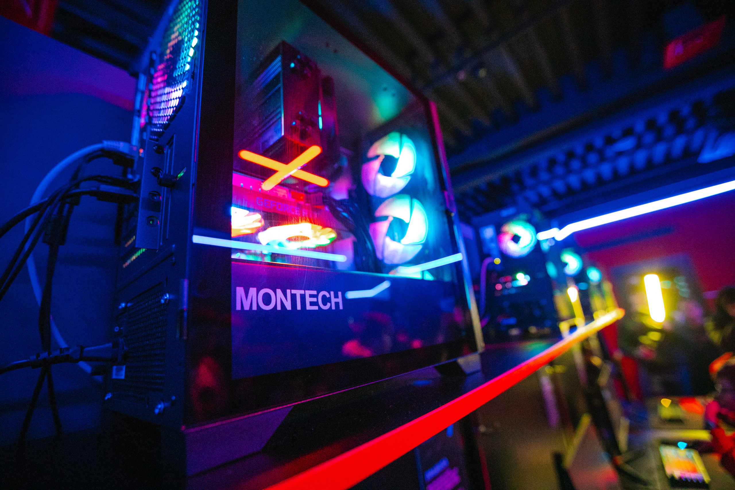 Открытие клуба Checkpoint 2. Роман Урумбаев фотограф Нижневартовск