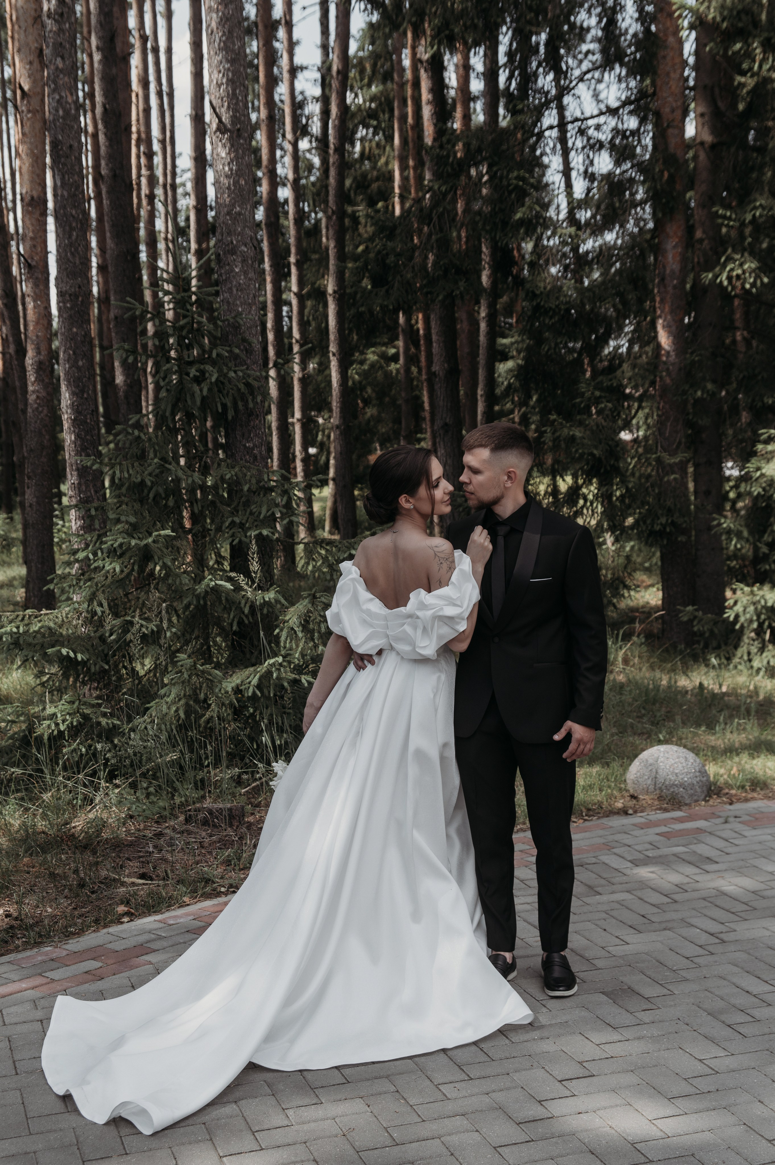 Свадебная фотосессия с утром невесты и красивым свадебным банкетом. Свадебный фотограф в Твери, Москве и Санкт-Петербурге Денисова Екатерина