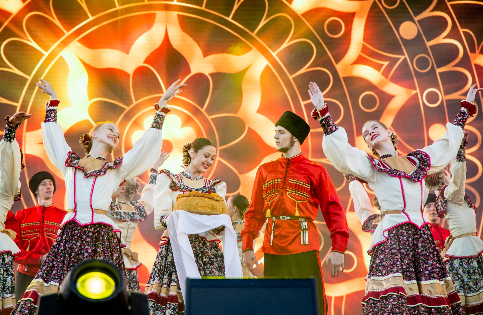 Краевой День молодёжи в Краснодаре 2023. Репортажный, промышленный и маркетплейс-фотограф Дмитрий Чернат