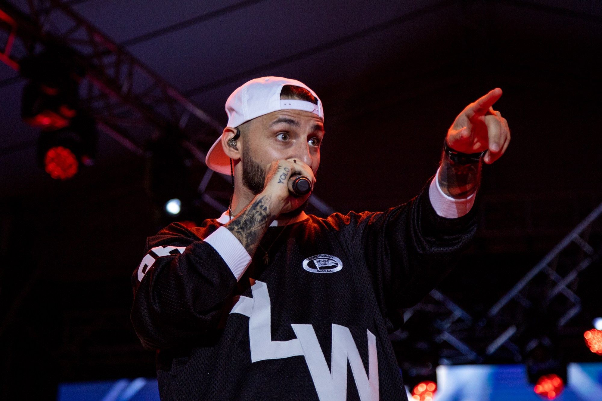 L'One. Репортажный, промышленный и маркетплейс-фотограф Дмитрий Чернат