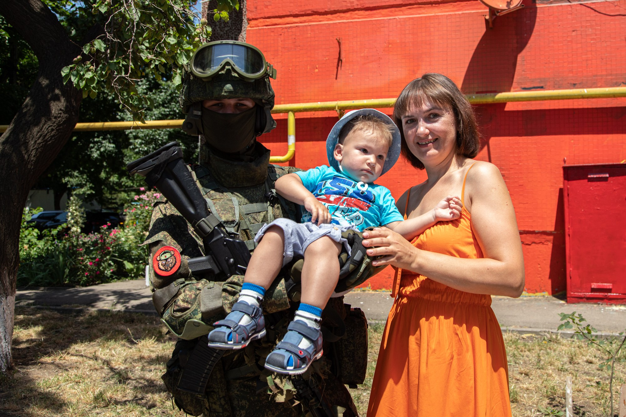 Открытие муралов памяти Героев СВО. Репортажный, промышленный и маркетплейс-фотограф Дмитрий Чернат