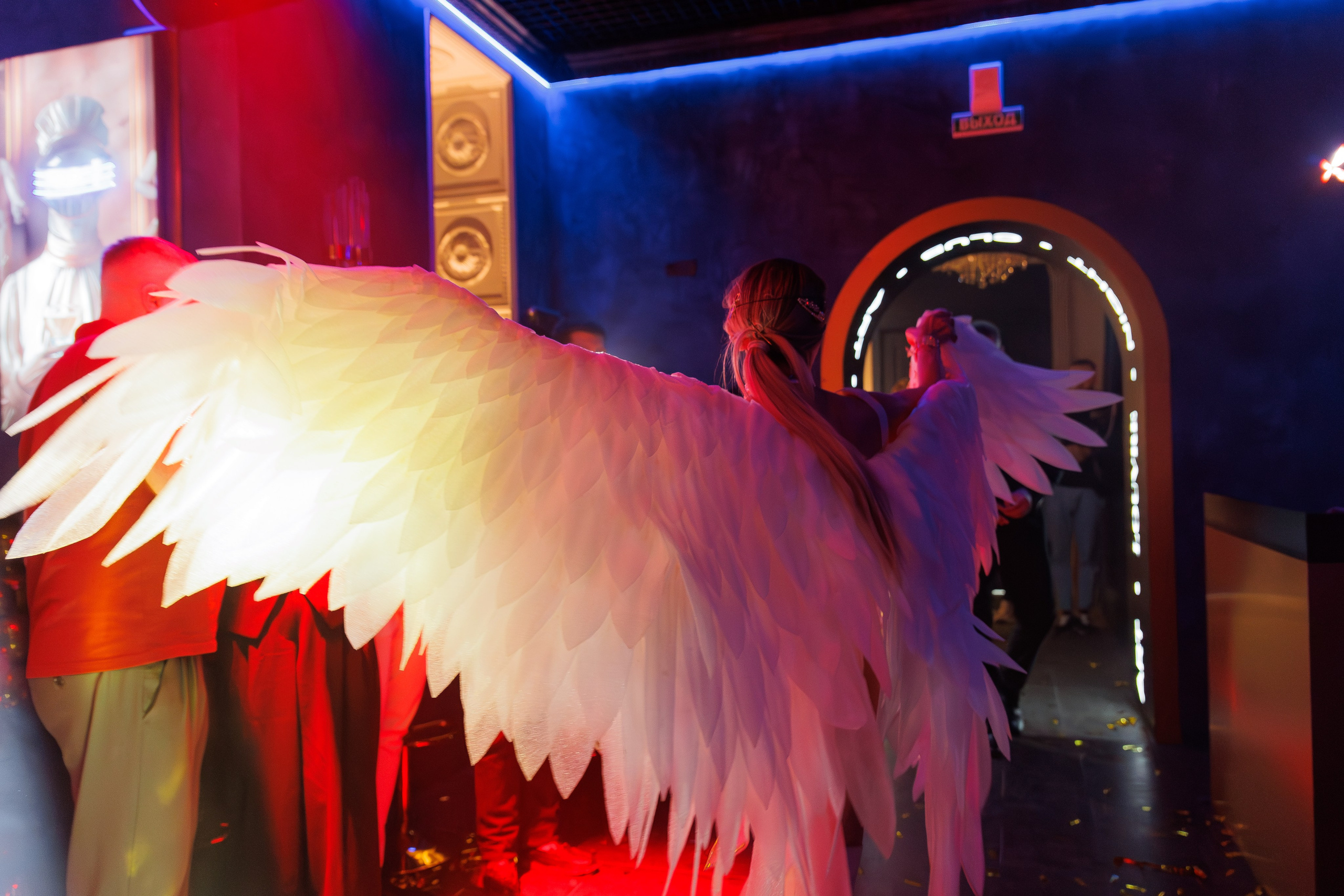 ЛУВР [Открытие Ночного клуба]. СВОИ. ФОТООТЧЕТЫ-СОБЫТИЯ-МЕСТА