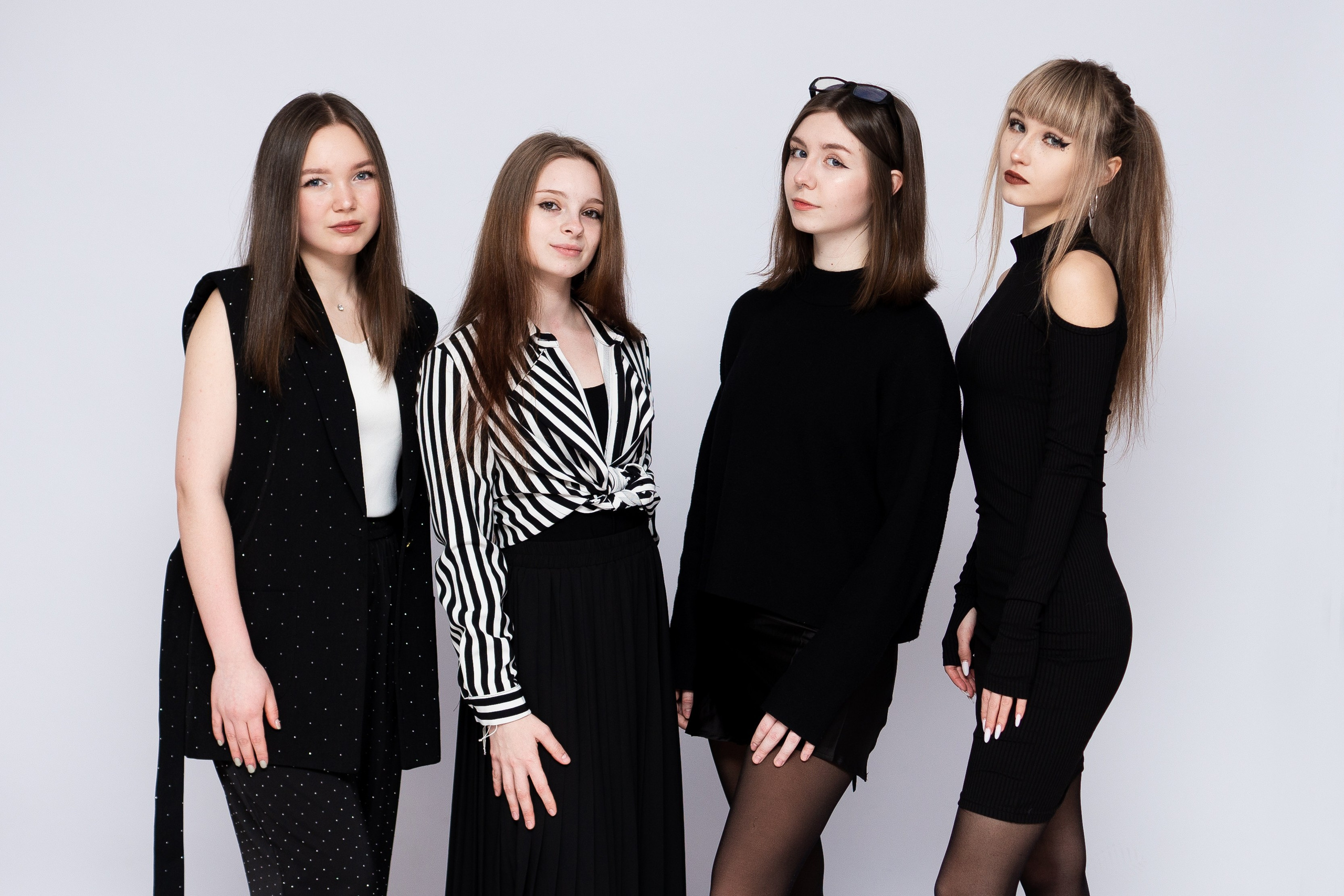 Студия. Выпускники Старшая школа. Выпускные Альбомы и Фотосессии п. Кавалерово