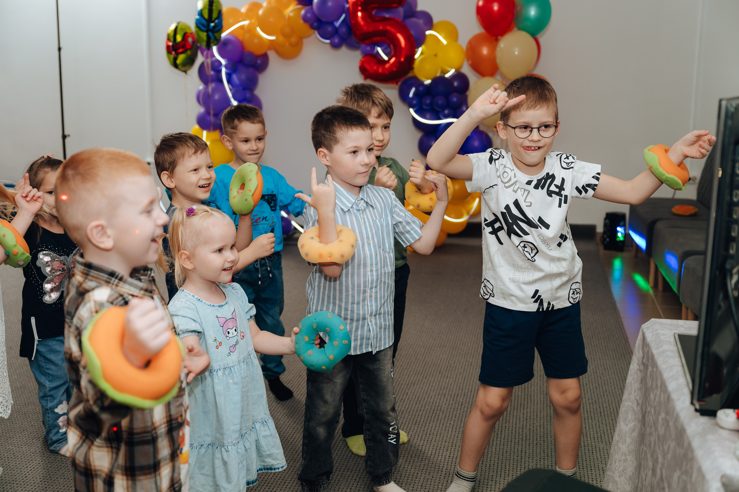 Праздник Матвея Мультифокс. Детский и семейный фотограф Катерина Мишина