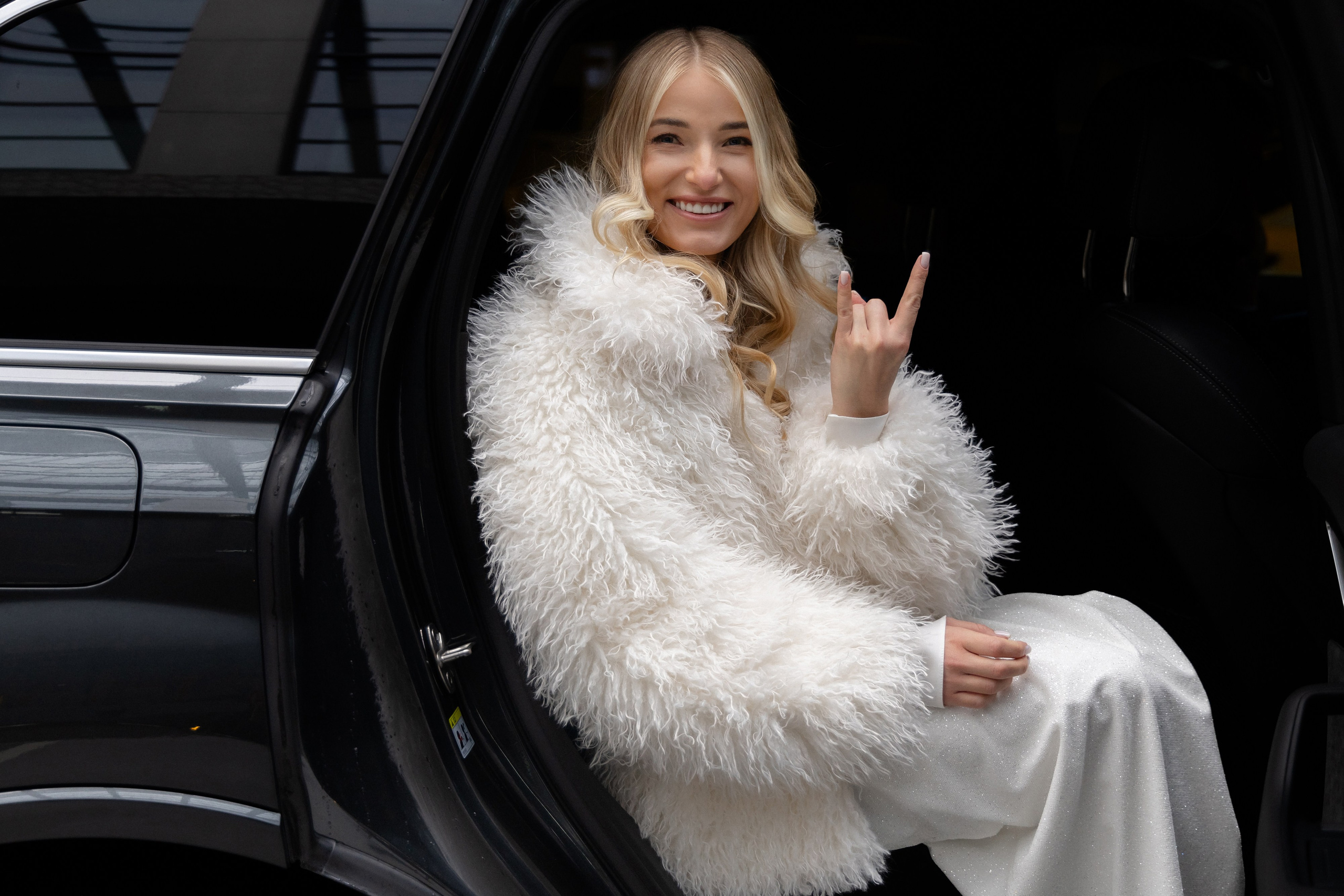 Свадебная фотосессия в отеле Марриот в Минске (Minsk Marriott Hotel). Свадебный фотограф в Минске/Беларуси Сергей Спиридонов