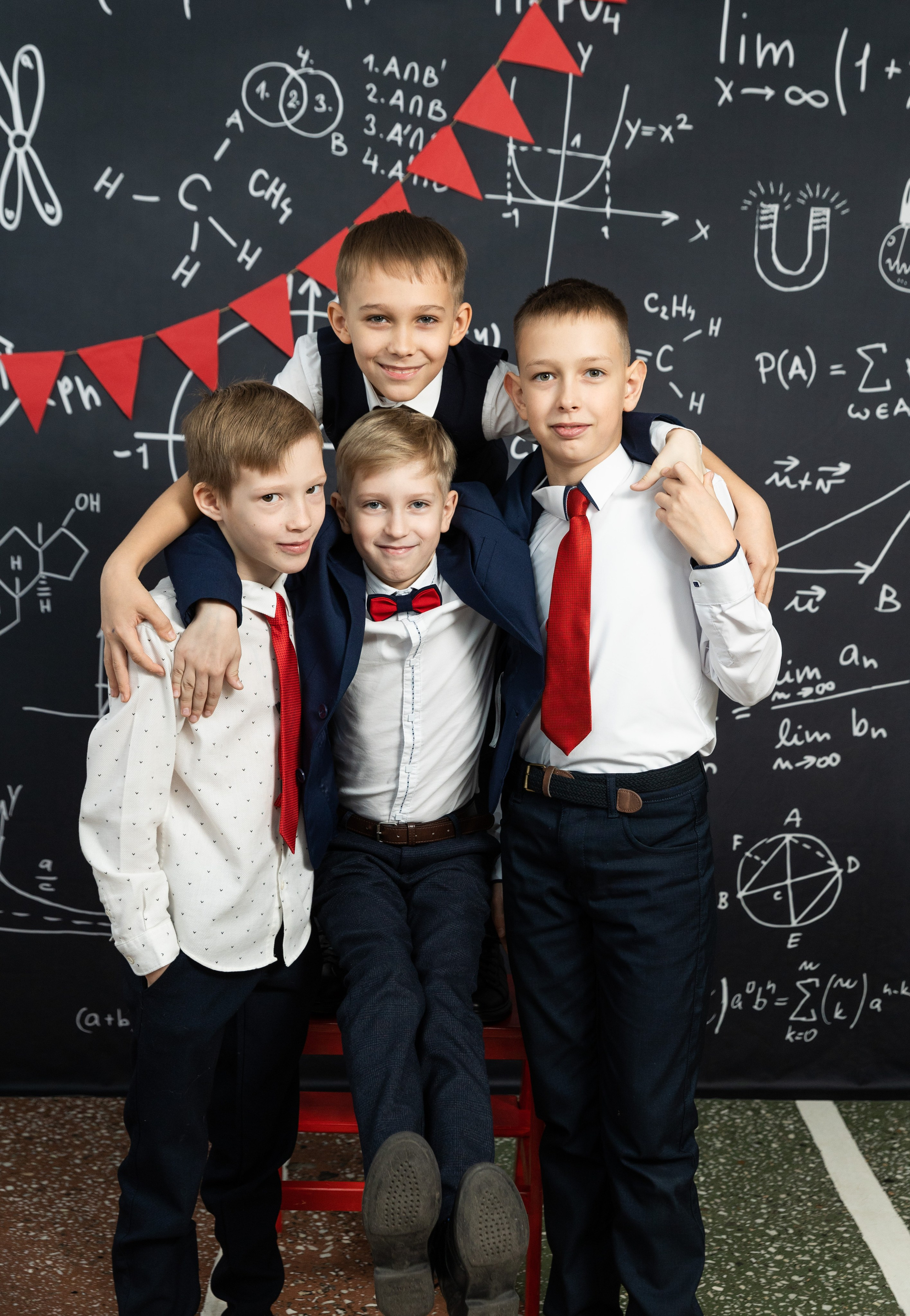 Фотопроект " Яркий» 4й класс. Семейный, детский, школьный фотограф в Благовещенске Яна Белоусова