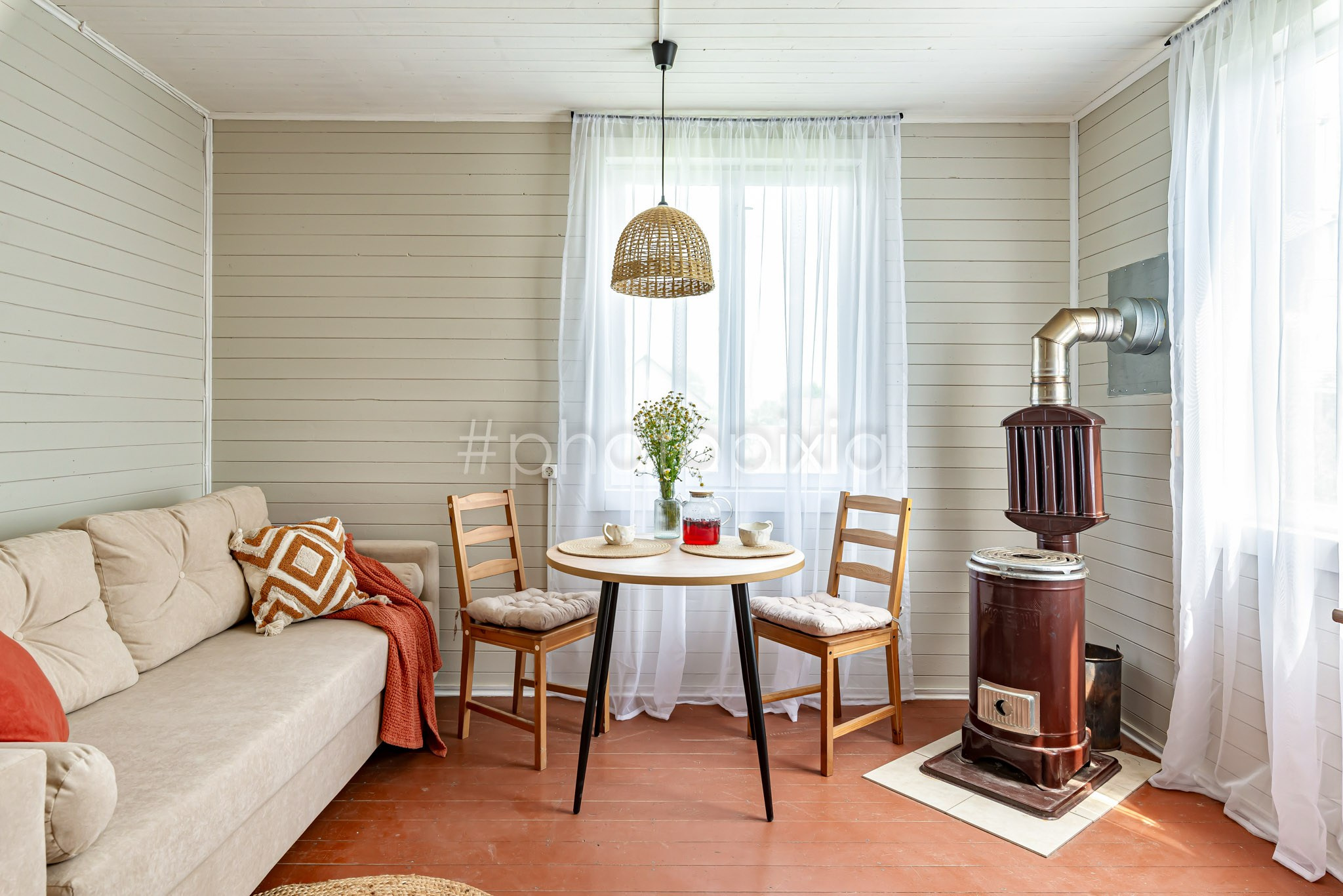 Съёмка дачного дома для продажи в ДНП Солнечный. Интерьерная съёмка и виртуальные туры — Интерьерный фотограф Кузнецов Сергей (photopixiq)