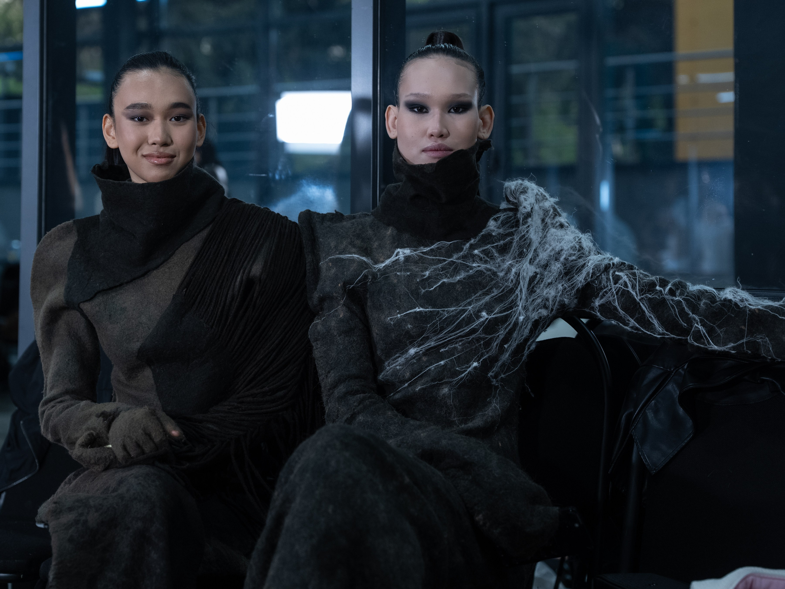 Visa Fashion Week Pre-Fall 2026 April BackStage Day 1. Сайт Алматинского НЮ АРТ, будуар и фэшн фотографа Дениса Карпенко