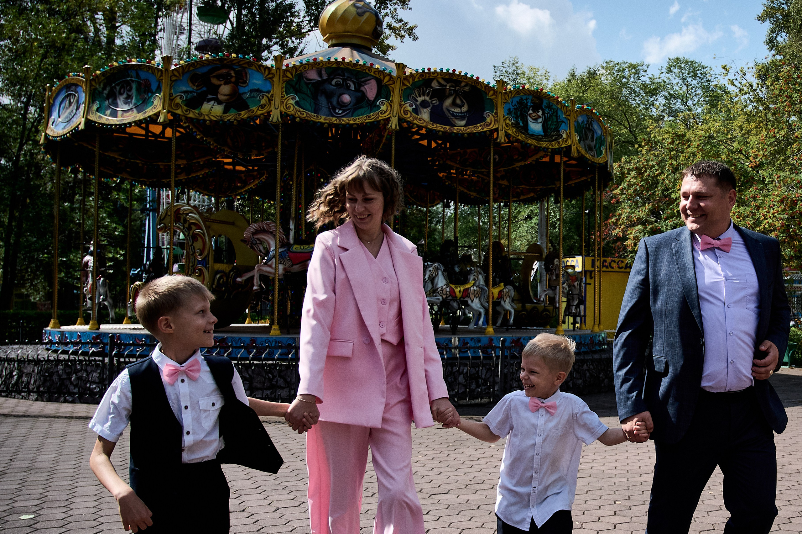 Семейная фотосессия в парке Гагарина, Новокузнецк — фотограф Иван Третьяков