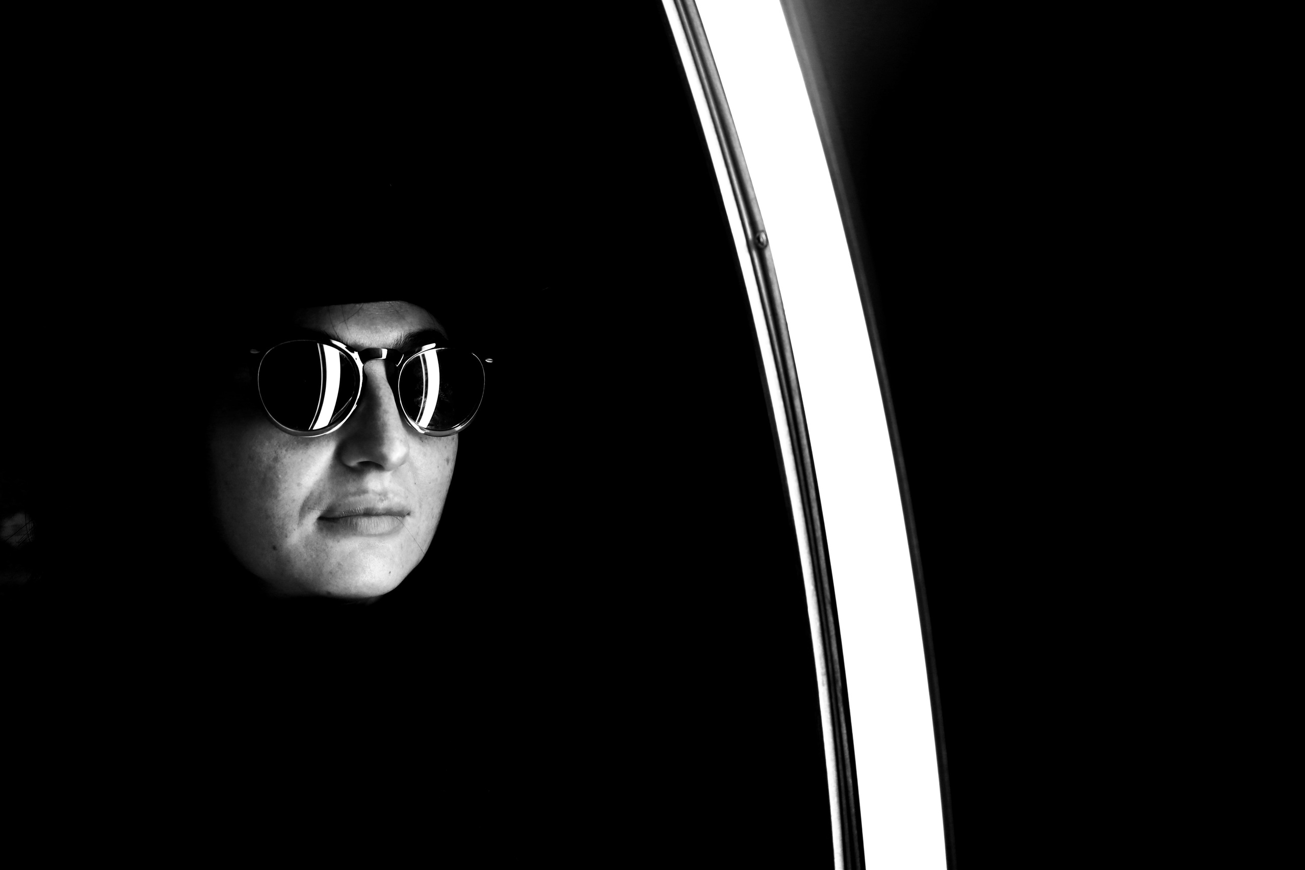 Фотосессия в метро. Kreativniefoto.ru