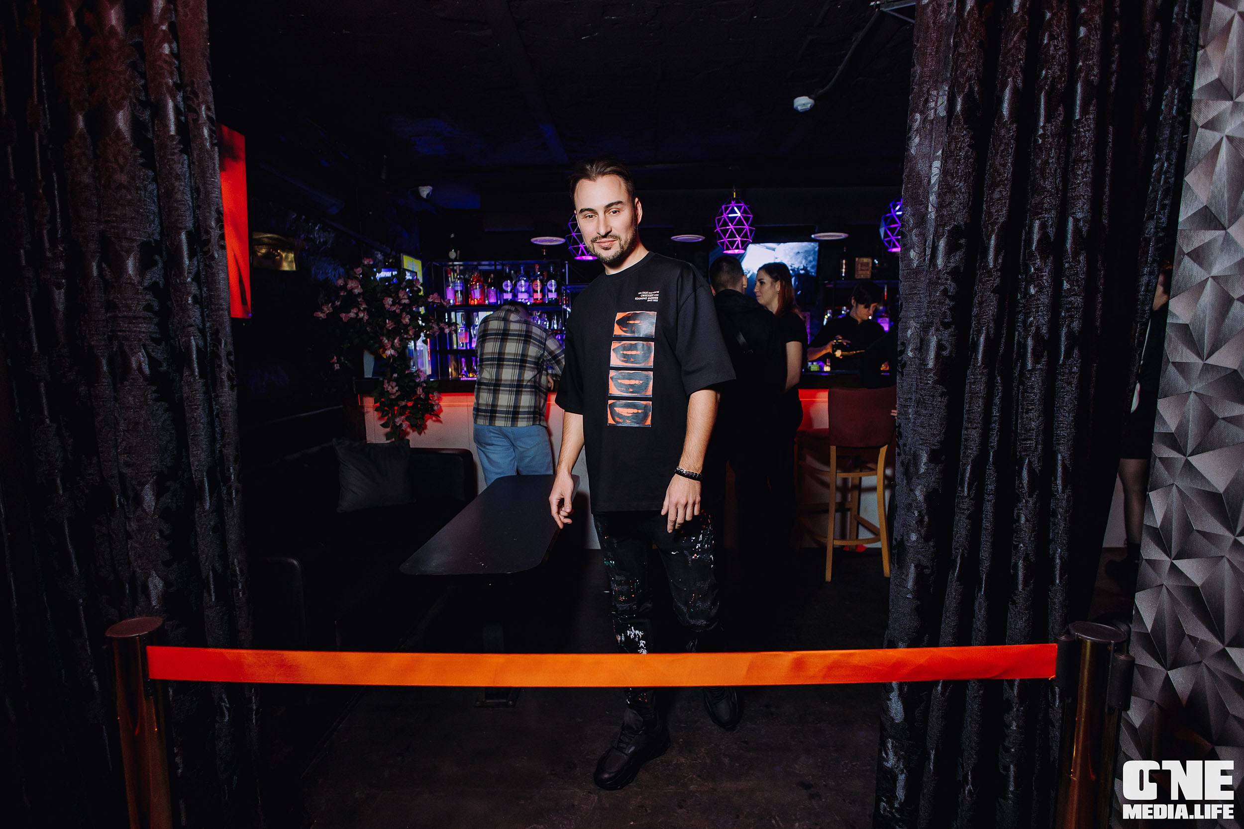 Фоторепортаж из бара Secret. One Media Life: фоторепортажи, фотоотчеты с мероприятий и заведений