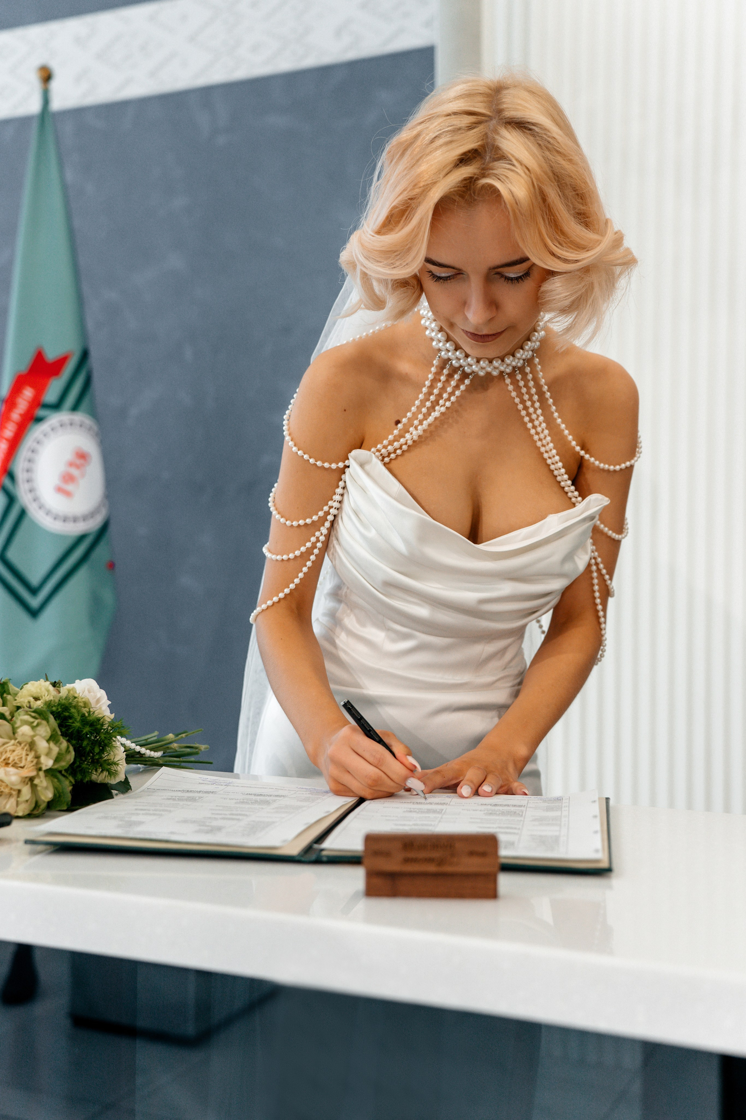 Загс Заводского района. Ваш семейный фотограф в Минске — Вика Трегубова