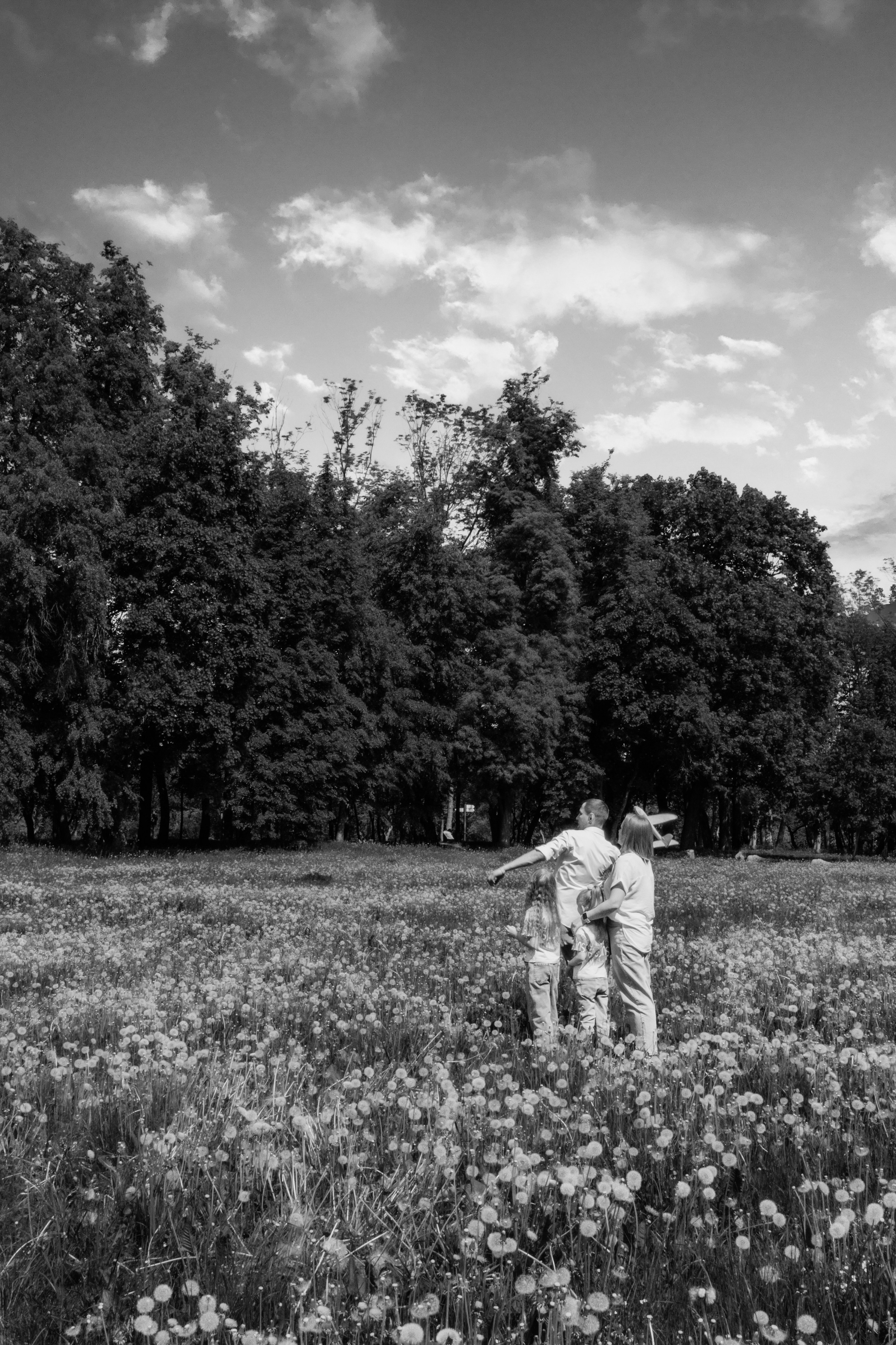 Семейная съемка в Лошицком парке. Ваш семейный фотограф в Минске — Вика Трегубова