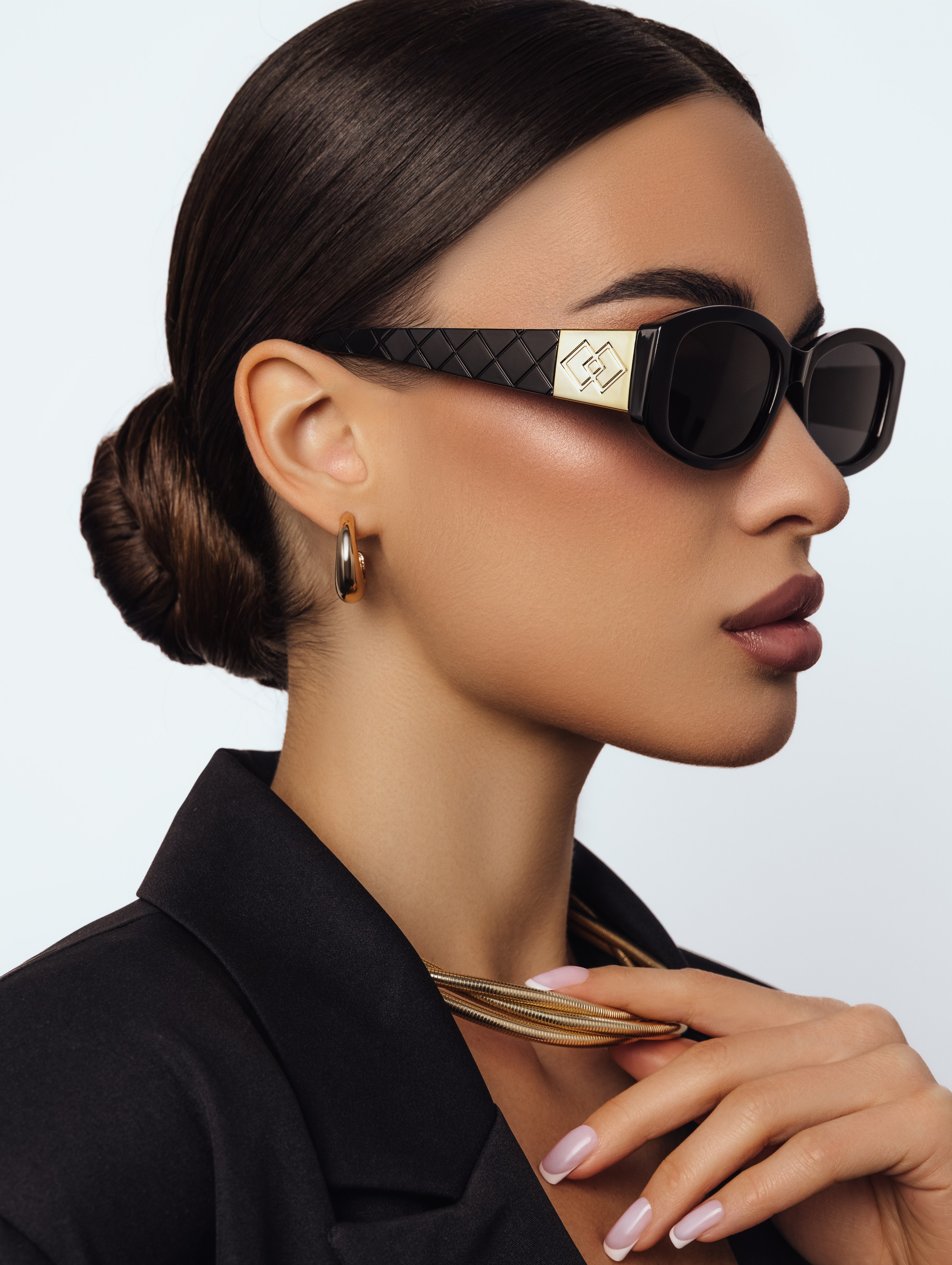 TAZZY Glasses. Фотограф для маркетплейсов в Москве Озерова Кристина