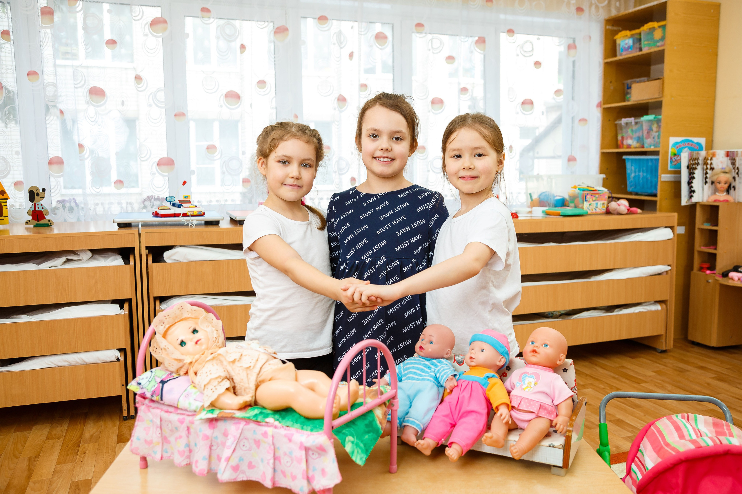 В детском саду. ВЫПУСКНЫЕ АЛЬБОМЫ | Йошкар-Ола | Детский сад, школа