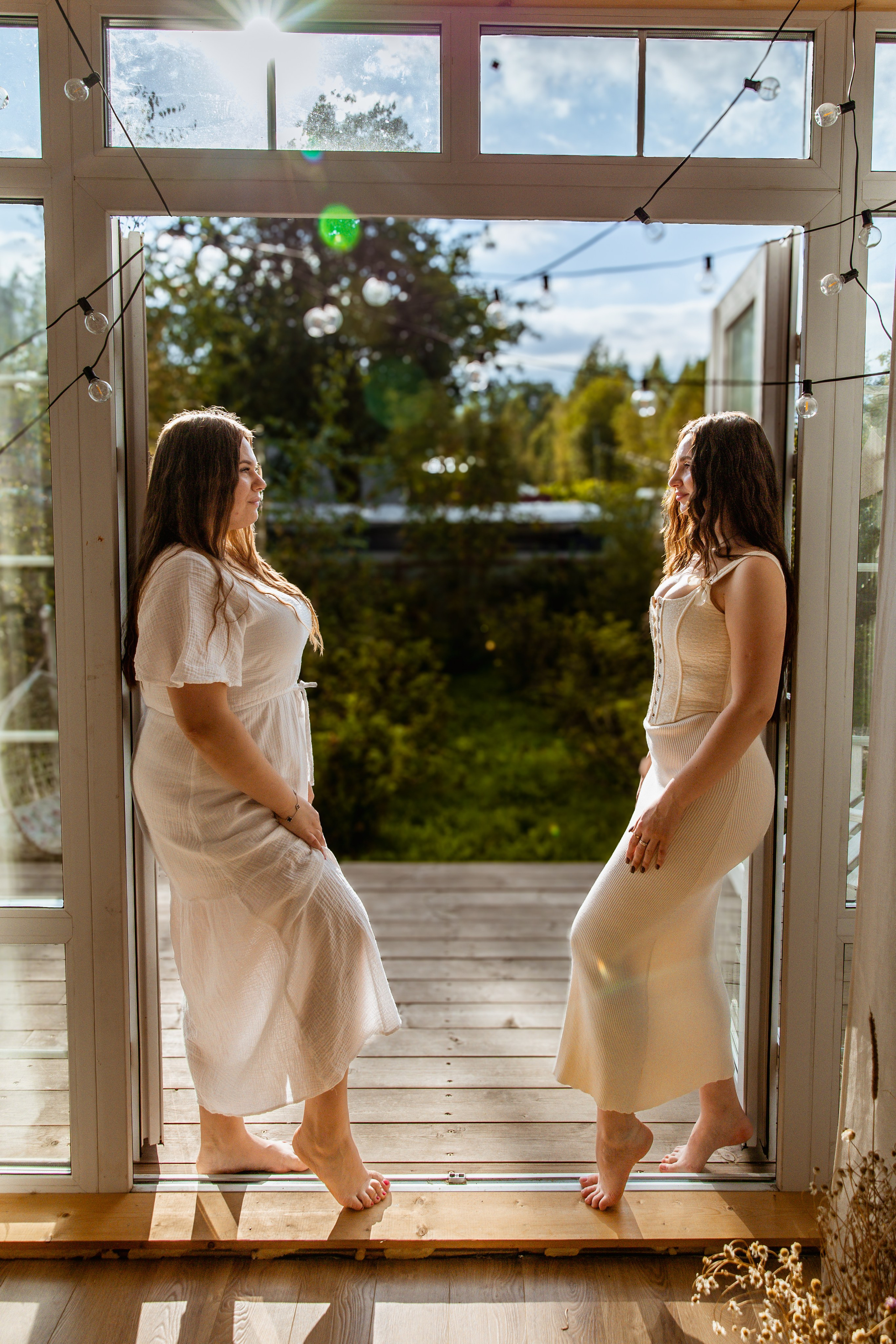 Подруги на даче. Свадебный и семейный фотограф Москва и Московская область