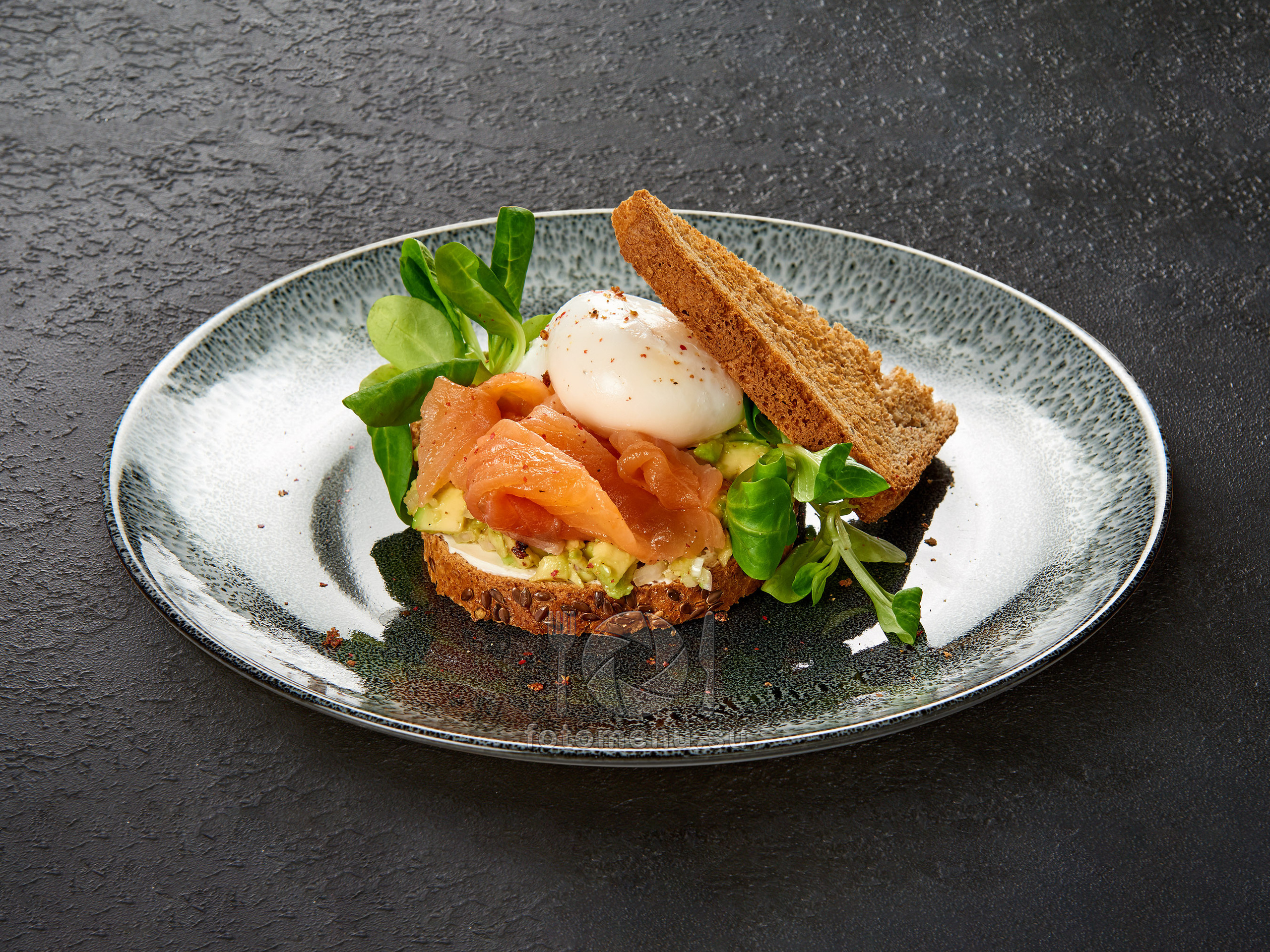 Фотосъемка еды без реквизита на однотонном фоне. Фотоменю|Фуд-фотограф|Дизайн меню для ресторанов и кафе|Москва