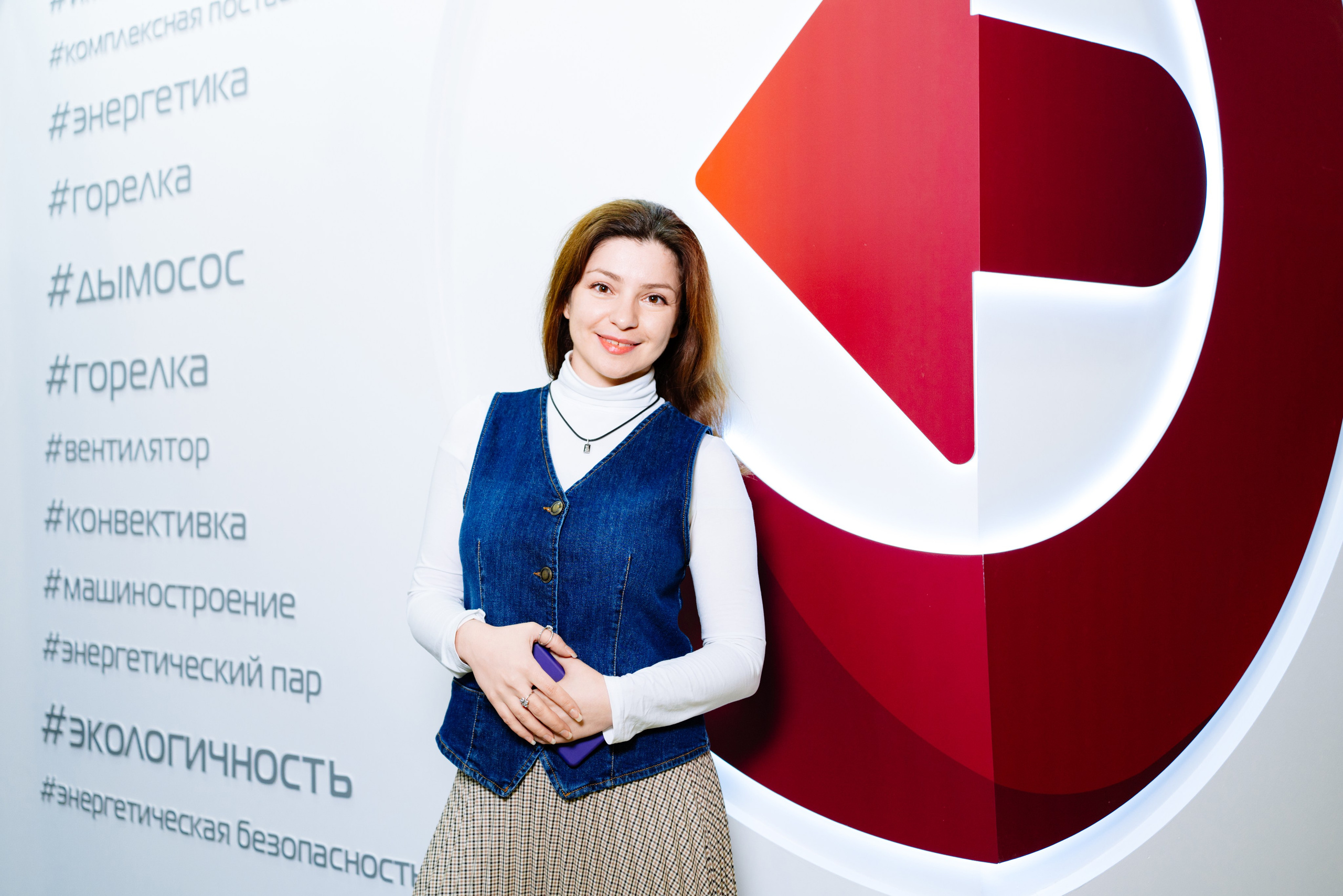 Heat & Electro Machinery Expo (стенд группы компаний ЕКС). Репортажный и портретный фотограф Алексей Полячек