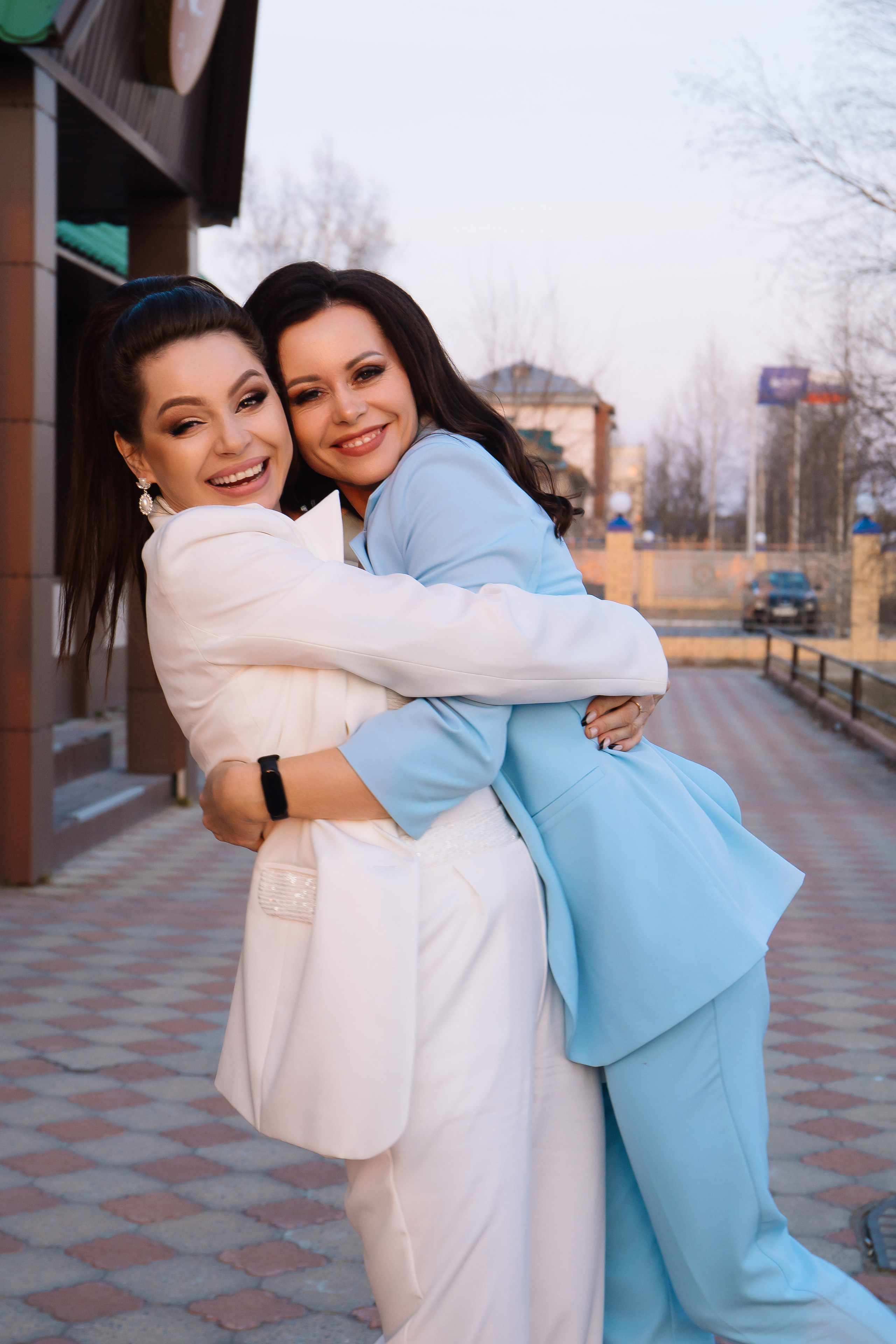 Лиля и девочки