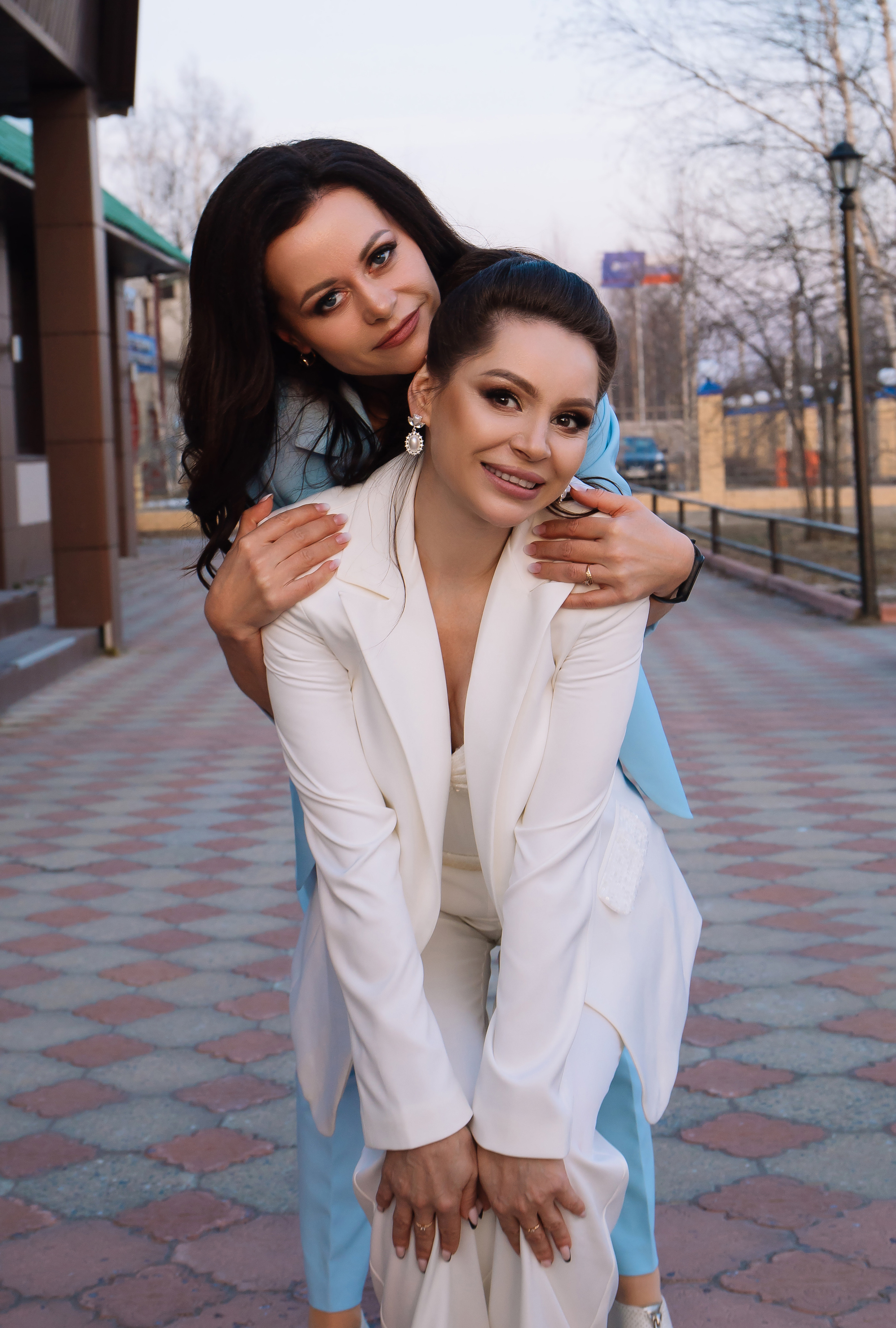 Лиля и девочки