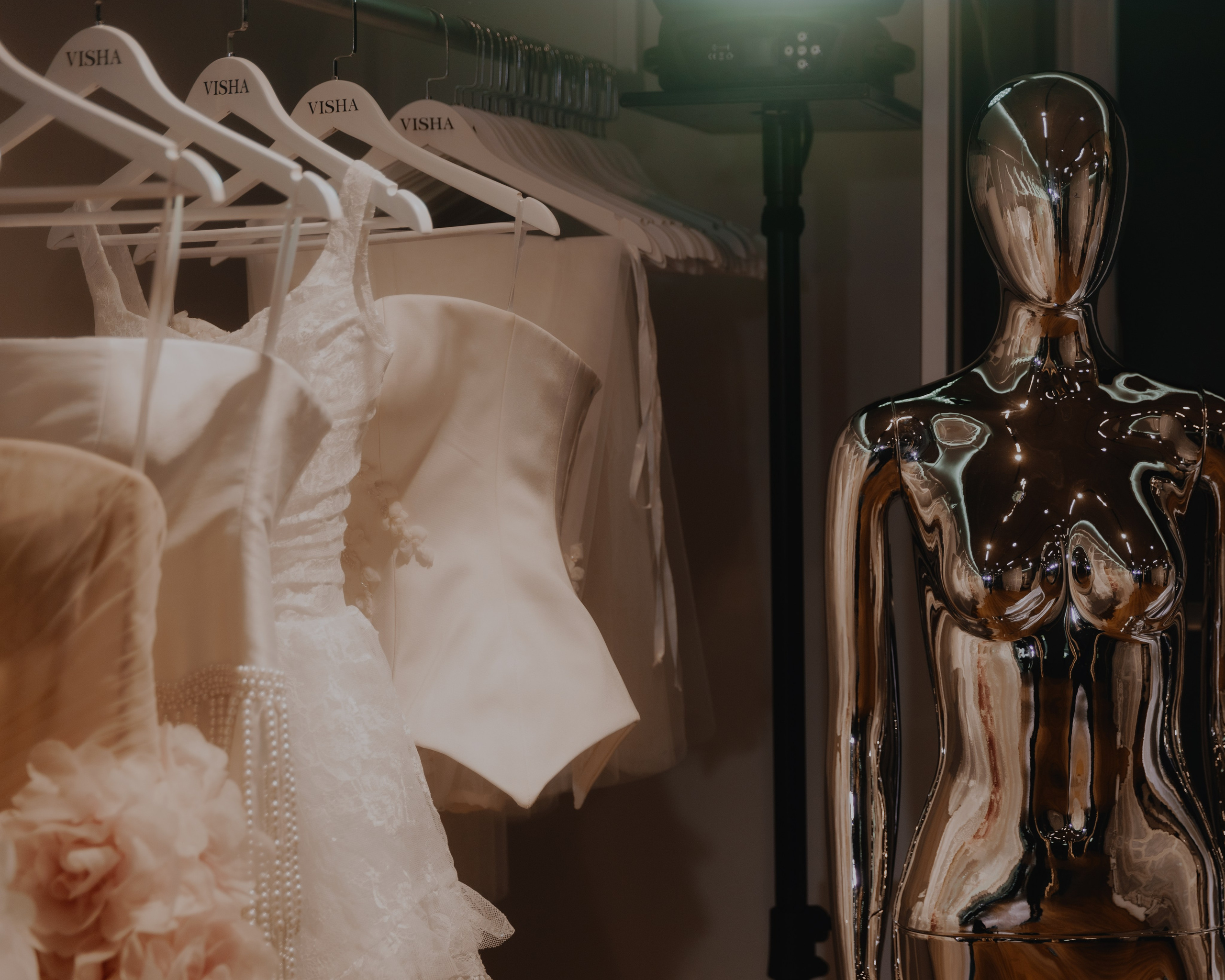 Открытие свадебного салона VISHA. Свадебные фотографы в Гомеле и Минске Сергей и Анастасия Фещенок