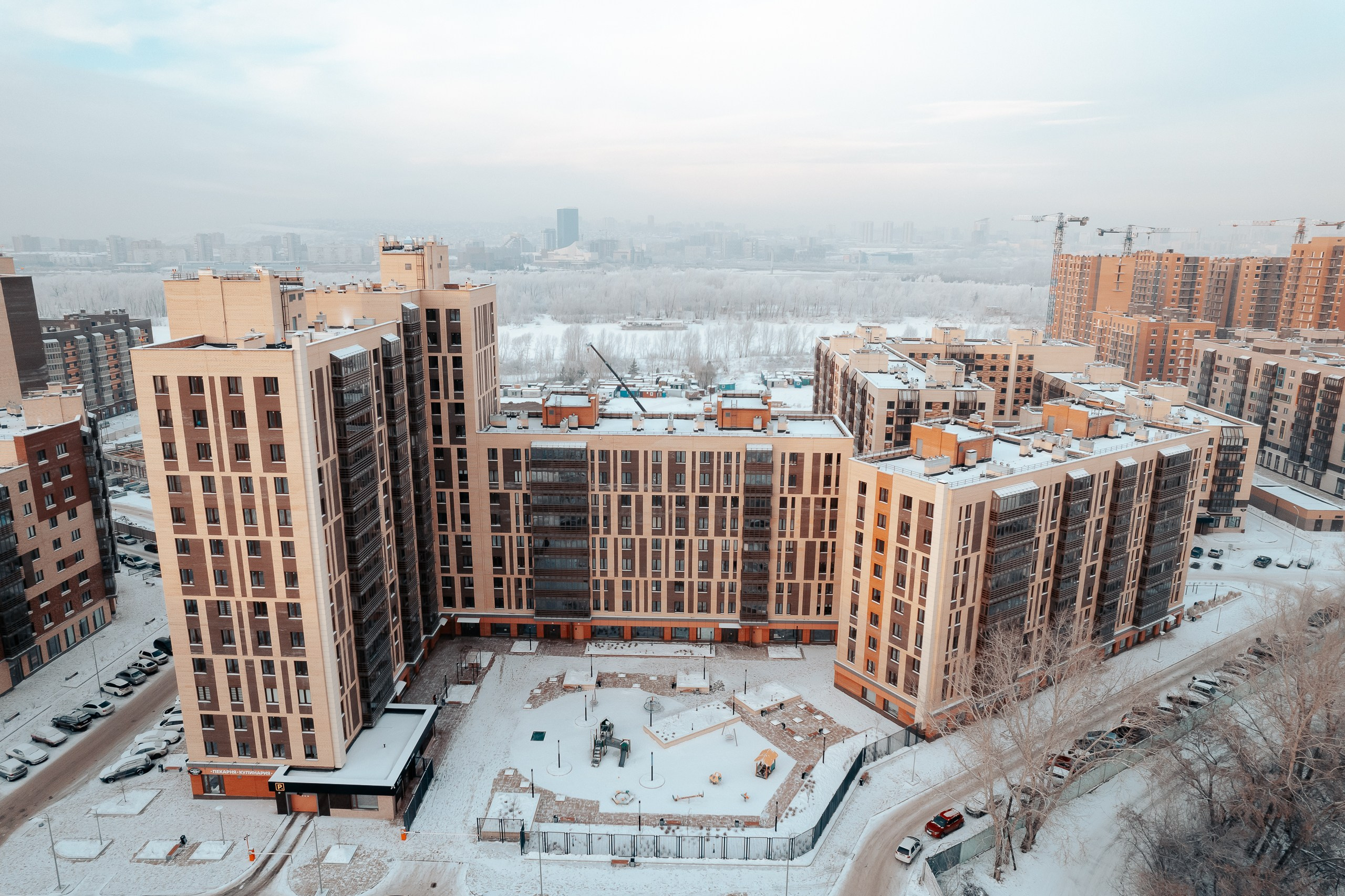 Сити-район «Южный берег». Репортажный фотограф Красноярск Алекс Чампакхам