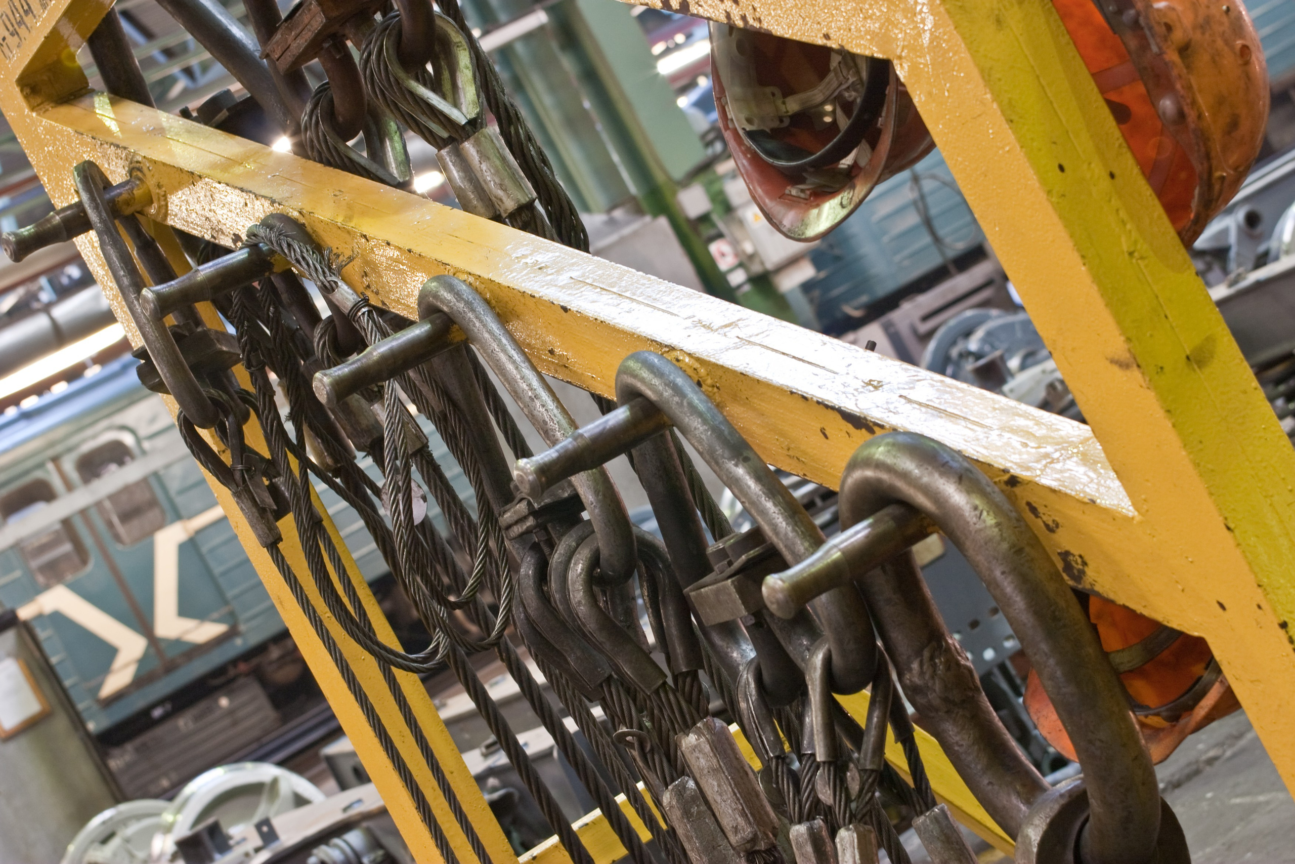 Место где чинят поезда. Электродепо «Черкизово», образца 2010 года. Илья Михачёв Фотограф ПРО людей