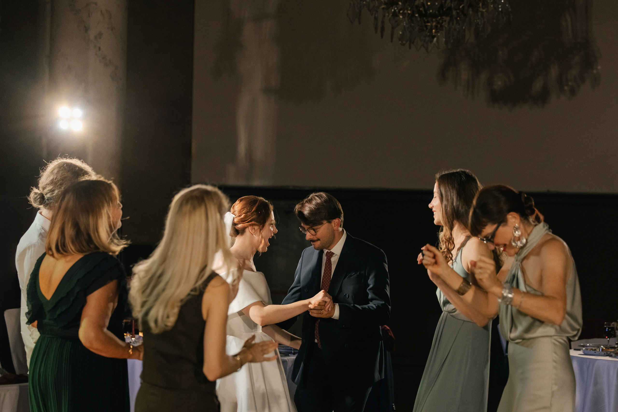 Свадебный банкет в отеле Хилтон Москва Ленинградская. Свадебный фотограф Москва