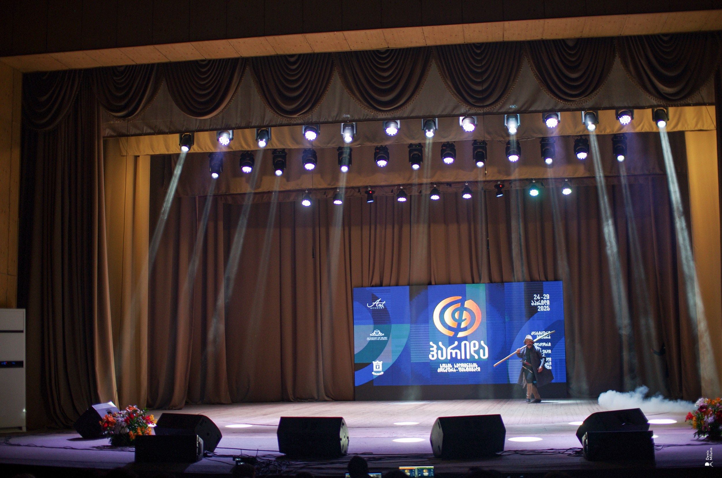 Танцы в Хоби. Портретный фотограф Денис Милютин