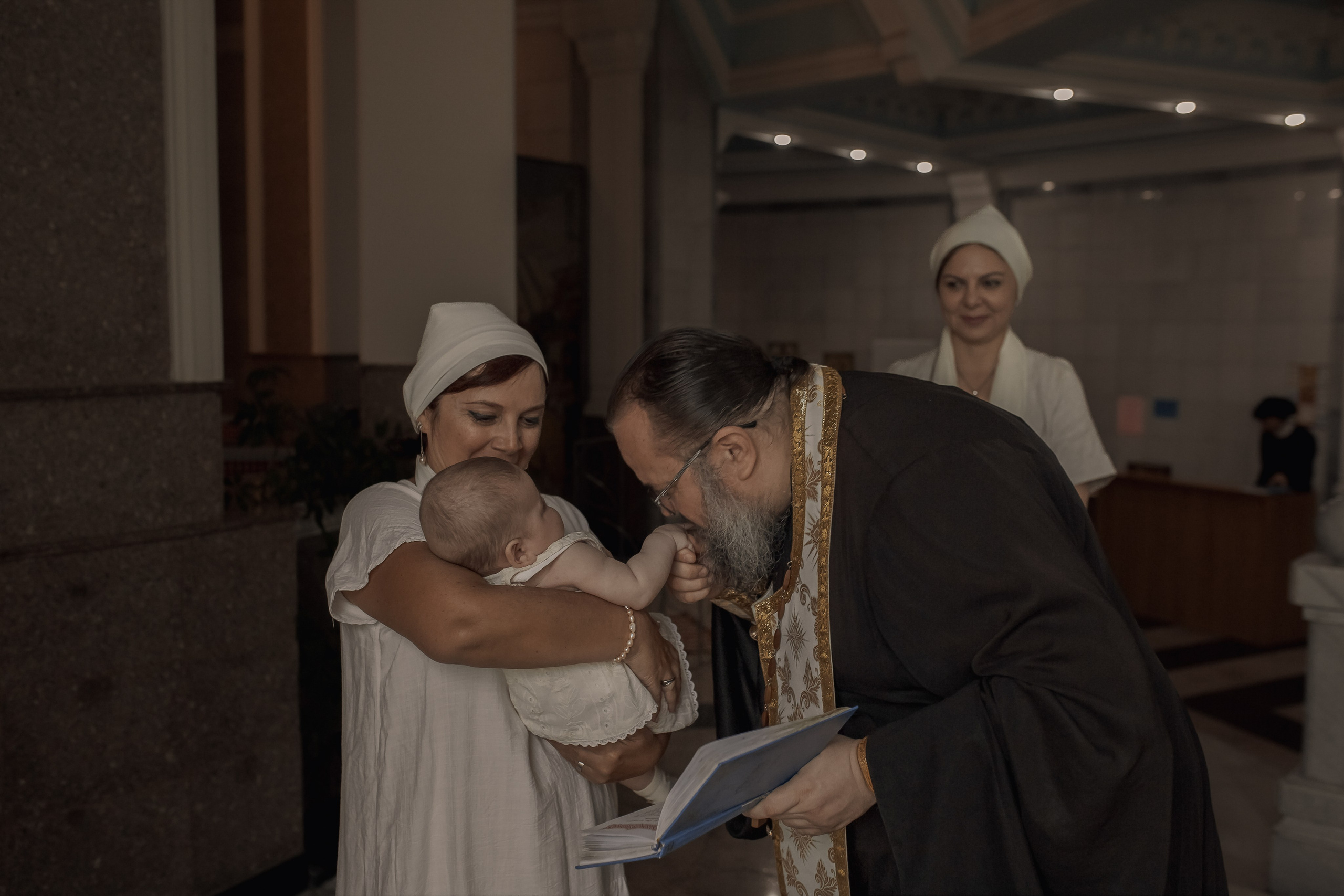Крещение Николь. Фотограф на Крещение и Венчание в Ташкенте