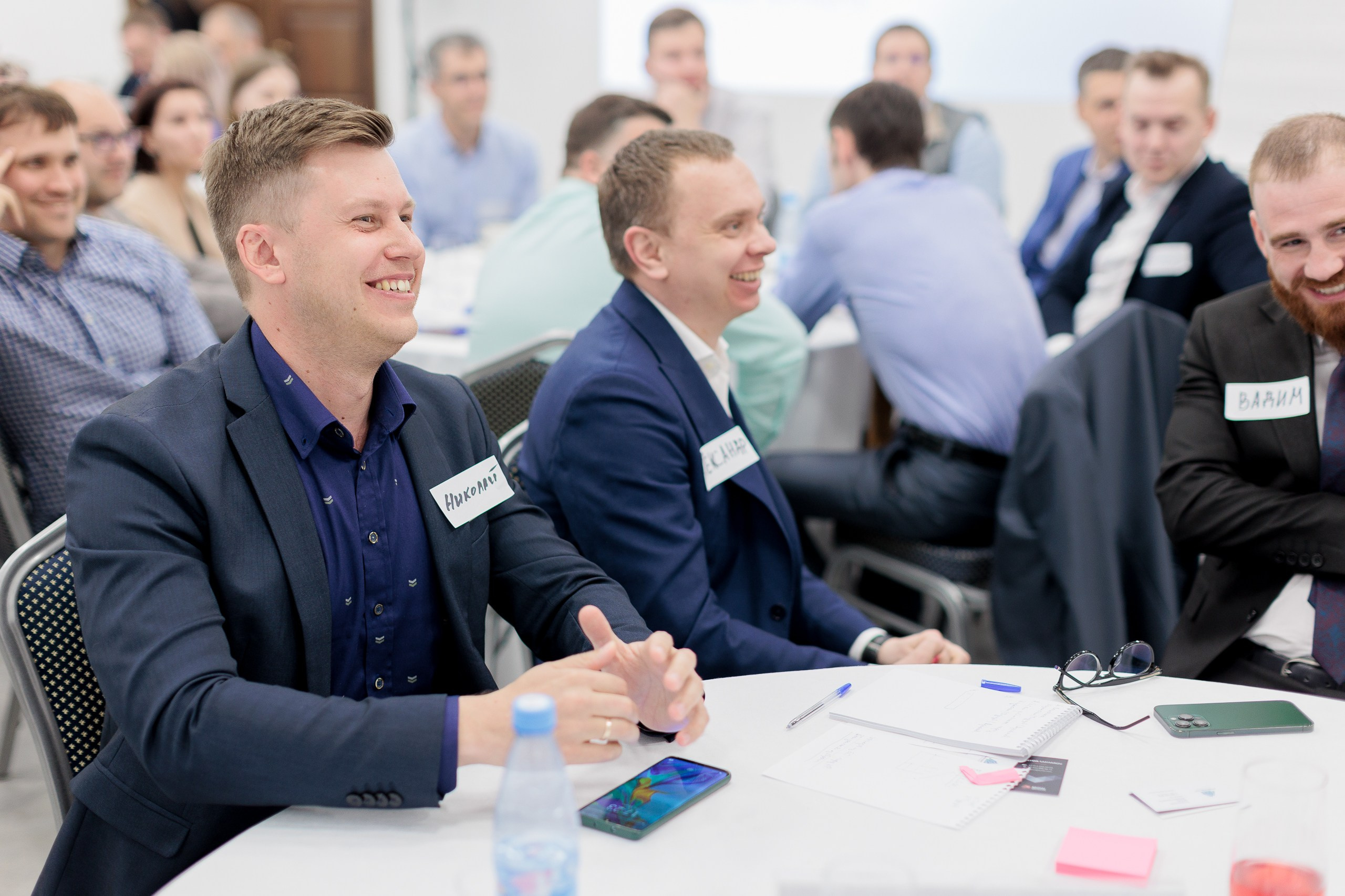 Фотограф для съемки награждения на корпоративной премии. Контент для бизнеса в Екатеринбурге Полдень Медиа