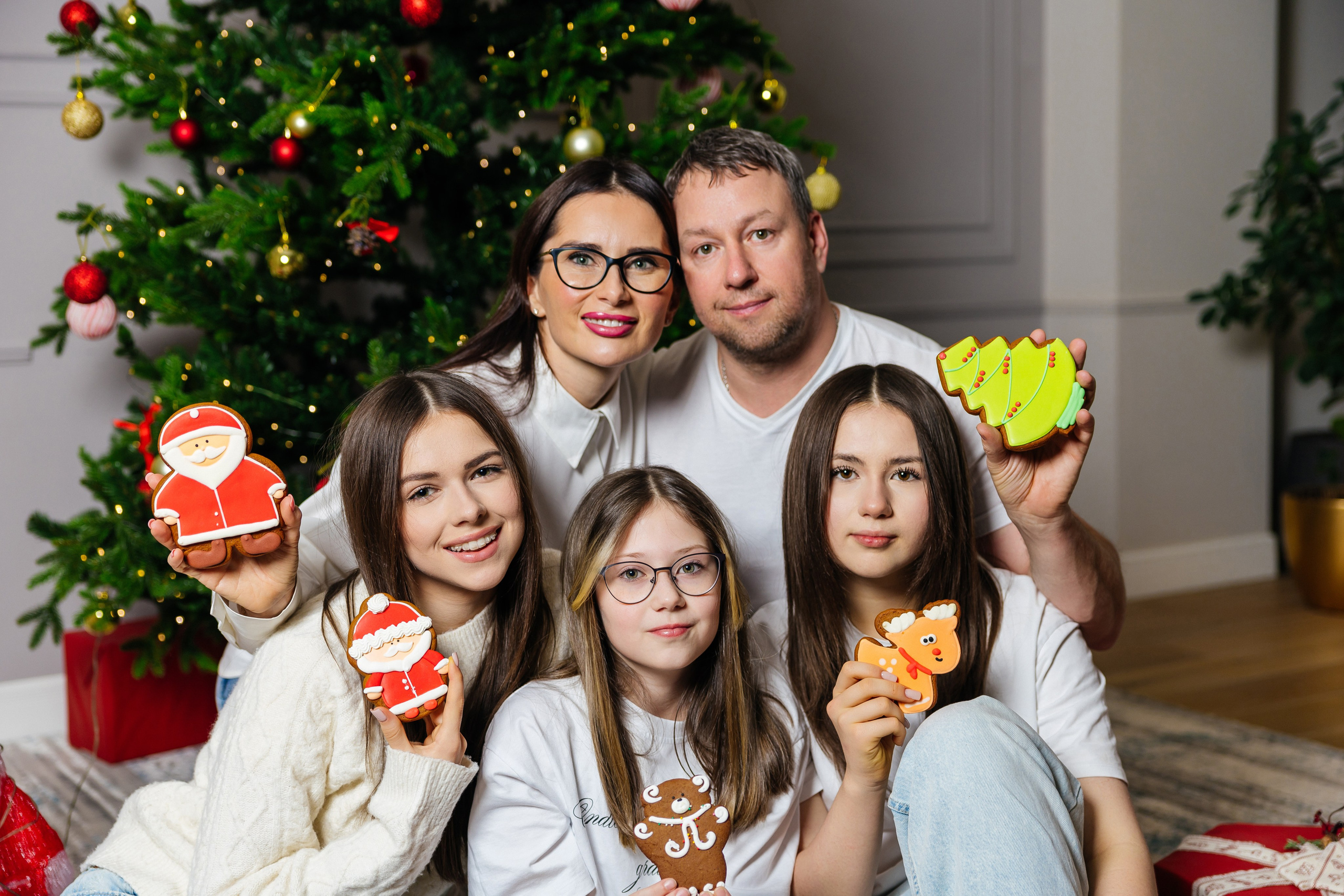 Домашняя Новогодняя съёмка. Александр Антонов. Профессиональный свадебный, репортажный фотограф в Москве, Подольске. Фото+Видео на любой праздник