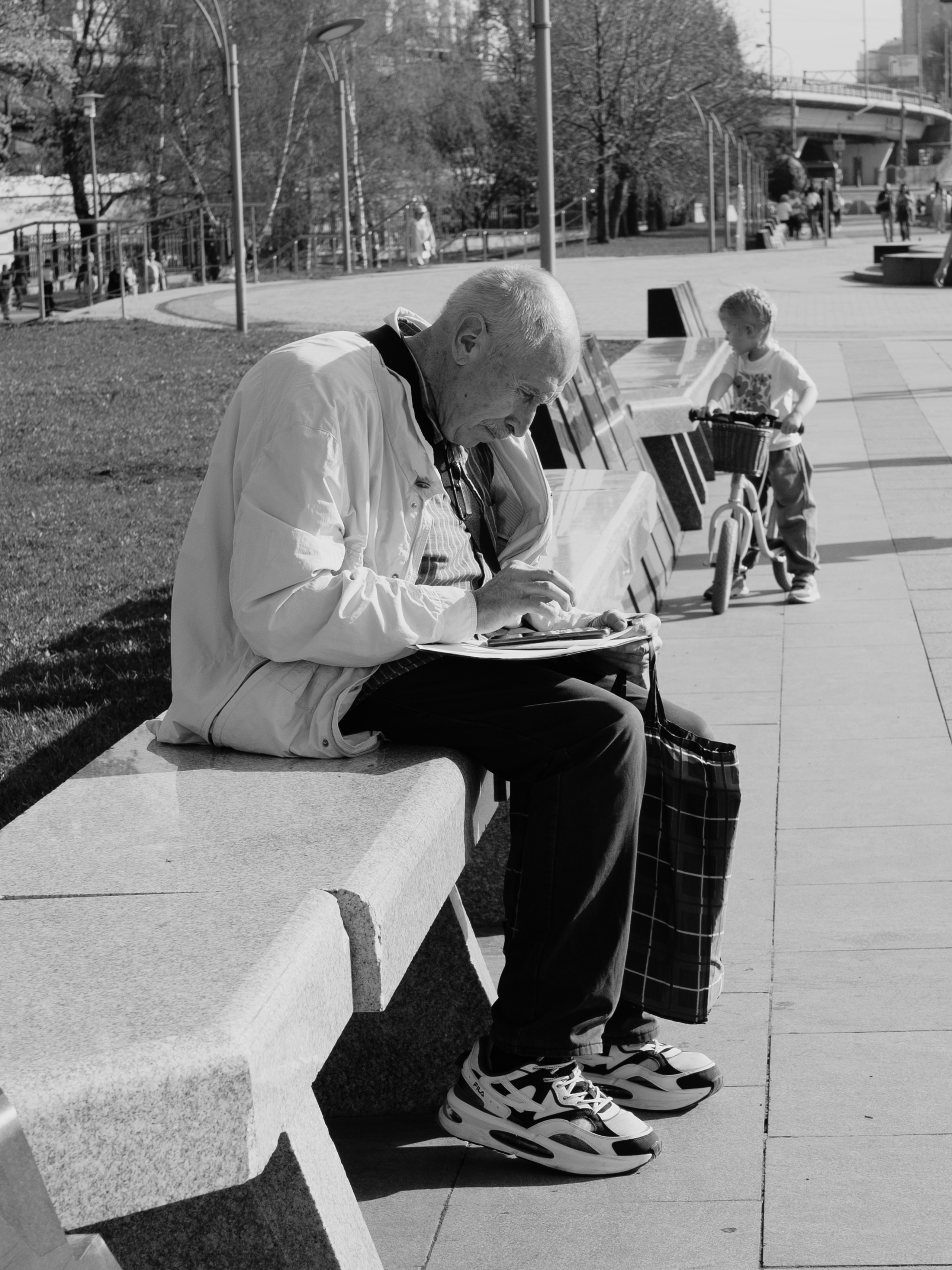 Street photography / Уличная фотография. @tomrus: Рустам Шагиморданов — фотограф