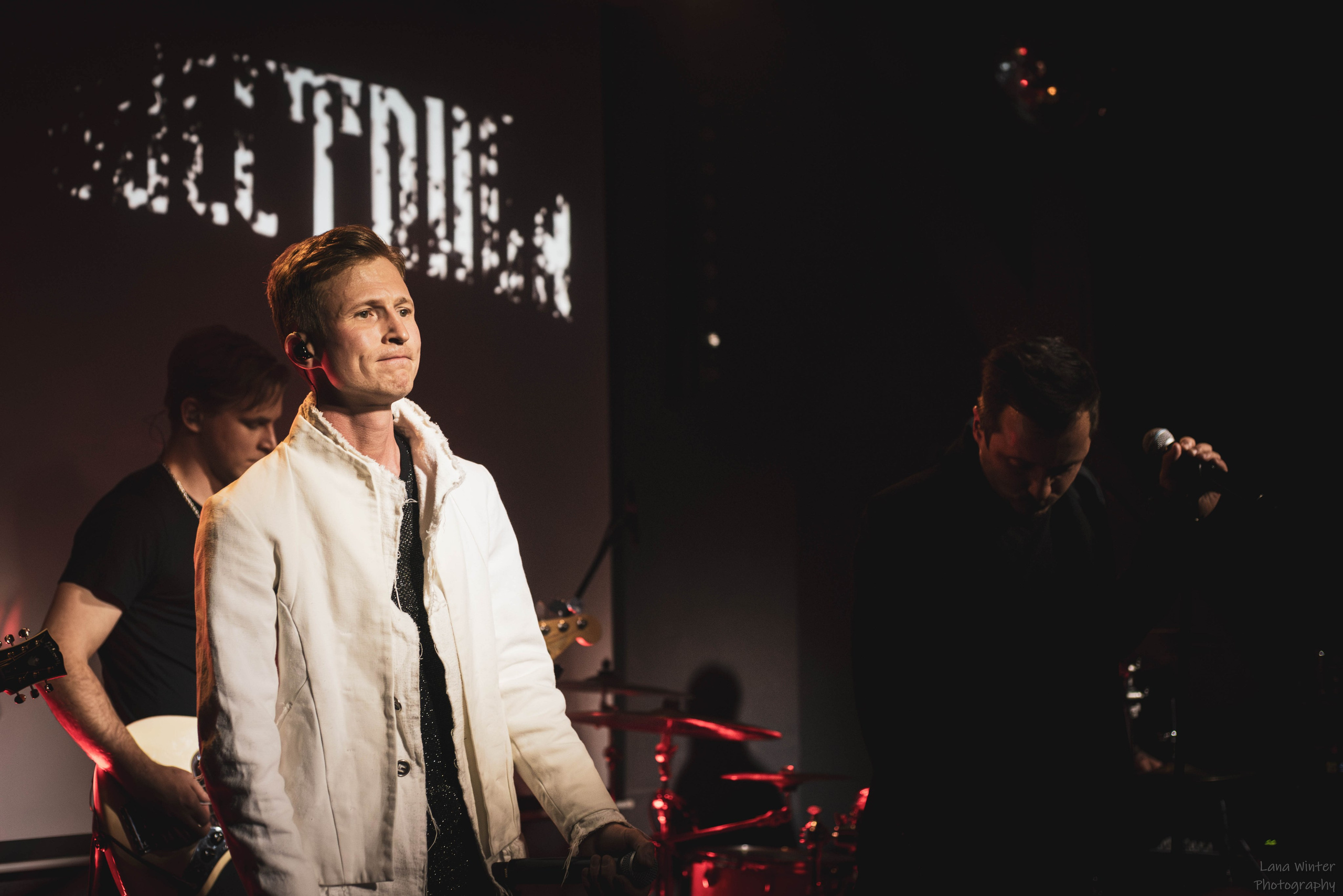 Площадь Восстания (8 марта 2025 года, Москва, клуб Техника Безопасности). Фотограф Светлана Блинова, Москва и Московская область