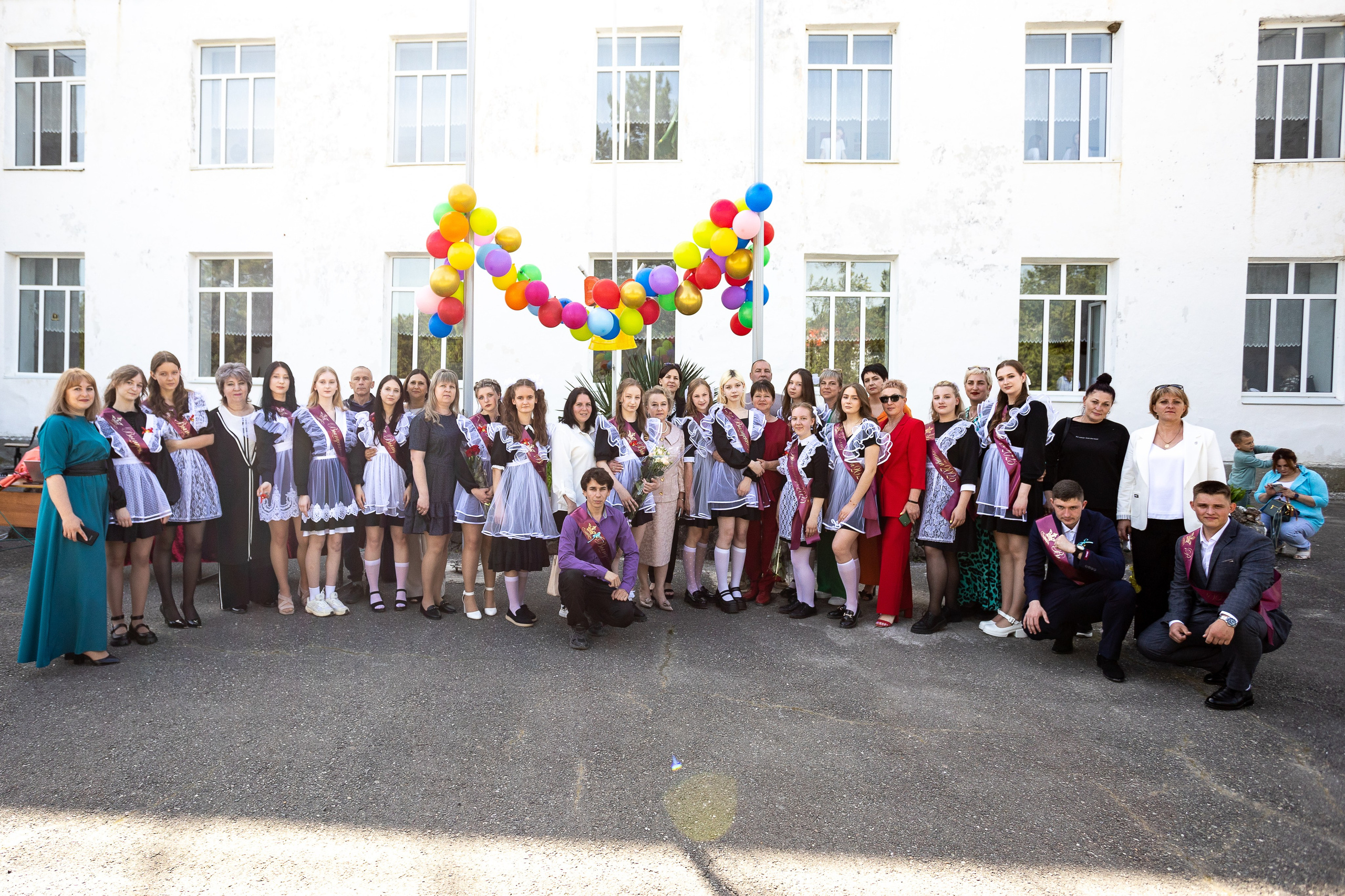 Последний звонок. Выпускные альбомы Майкоп, Краснодар Елена Золотарева