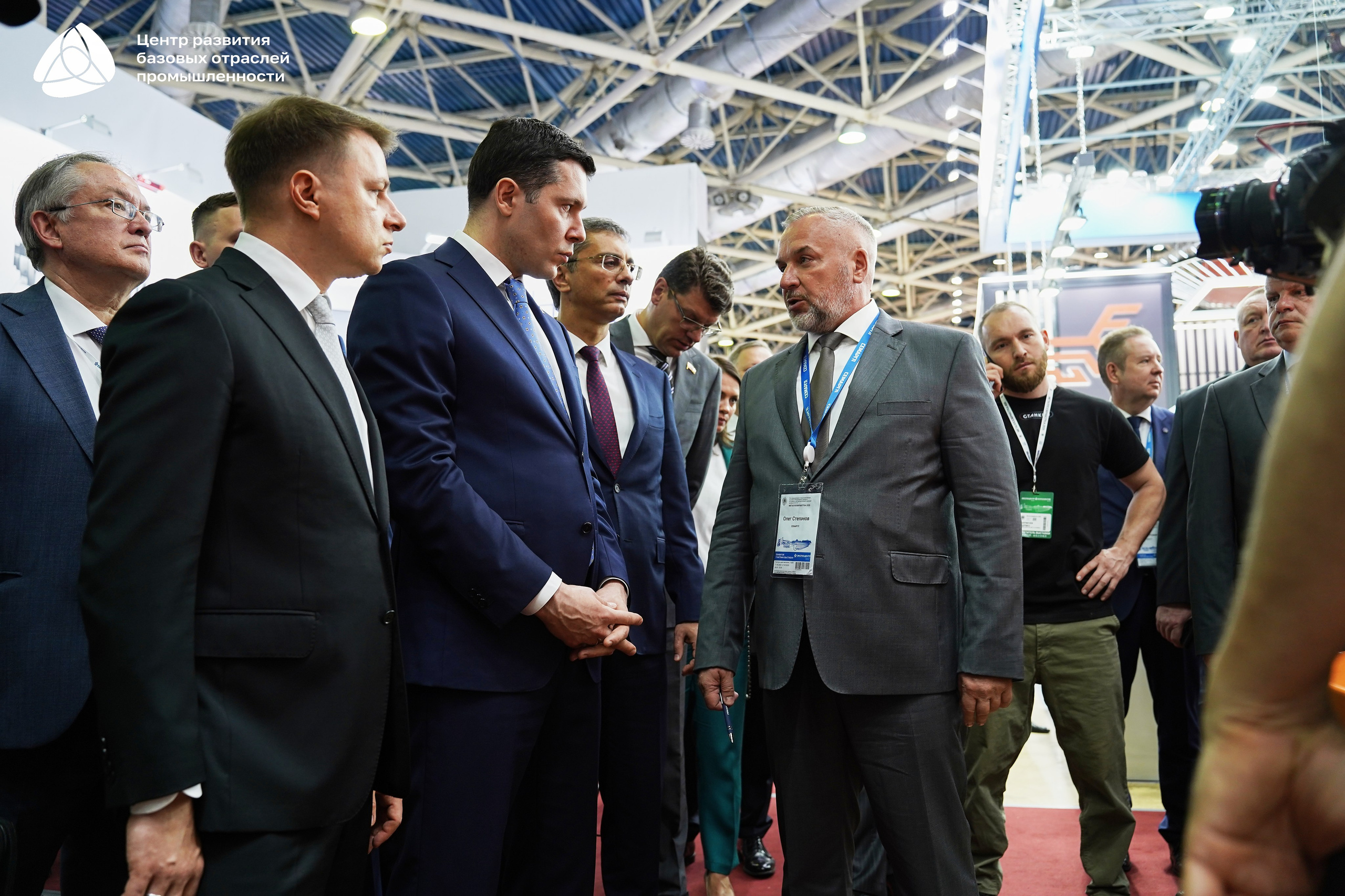 ЭКСПОЦЕНТР Алиханов. Фотограф