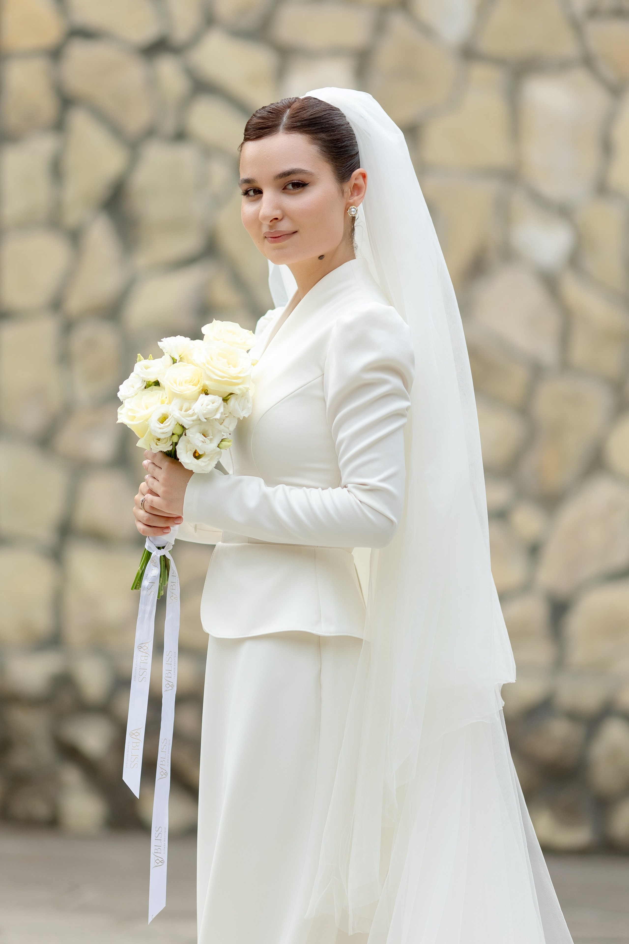 Zura. Главная