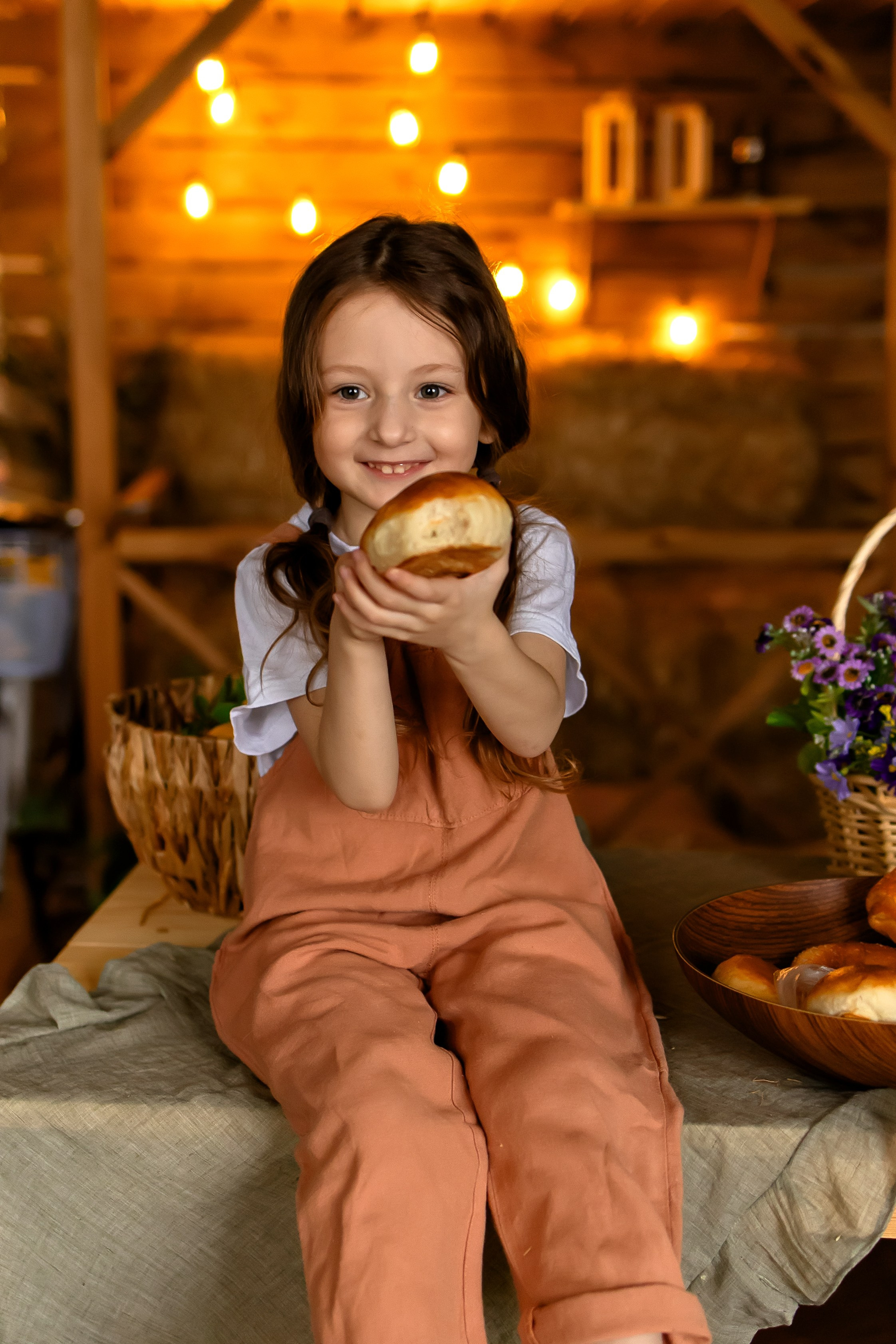 Мия с уточками. Семейный и детский фотограф Оля в Тюмени