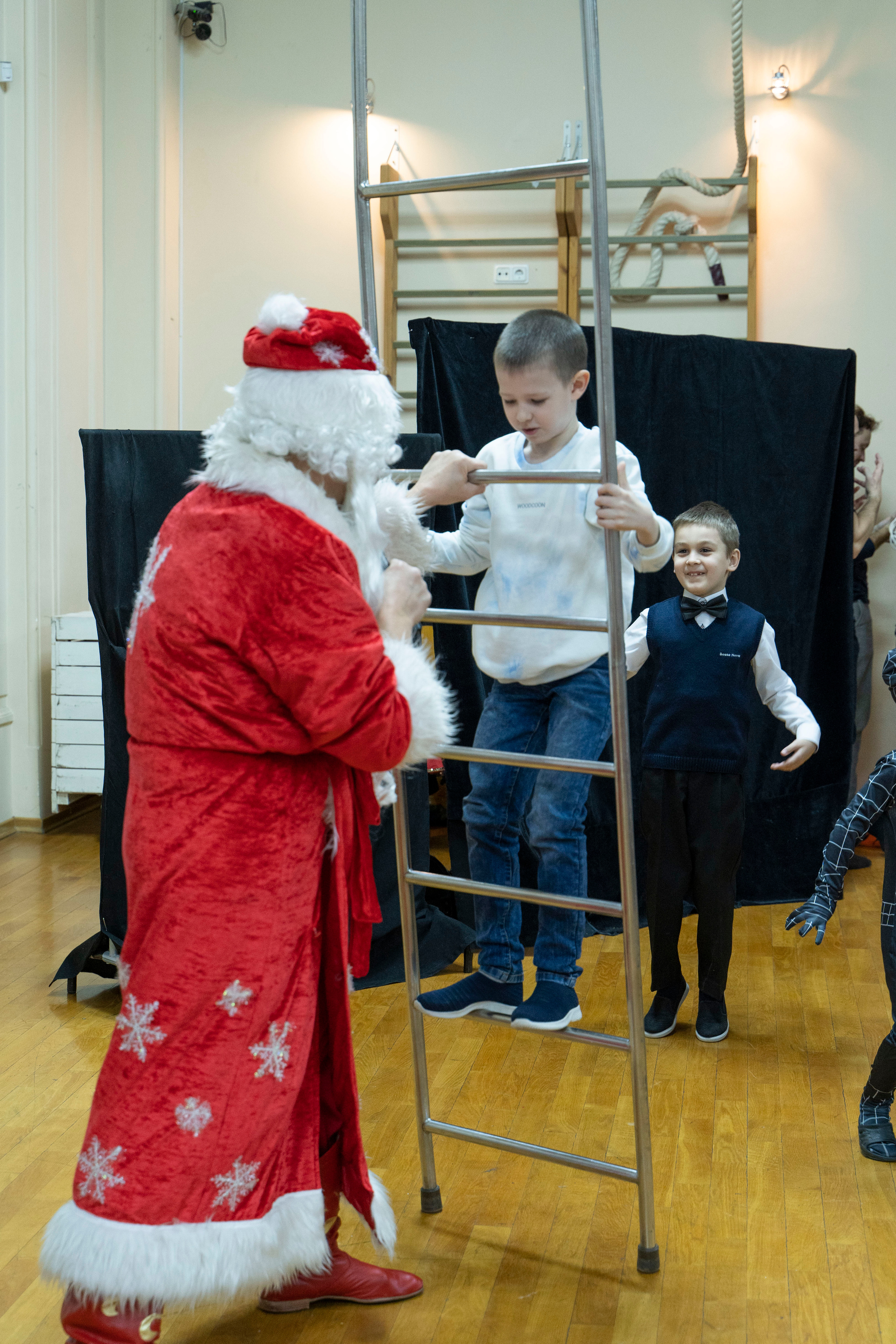 Новогодний праздник детского театра танца. Фотограф в Санкт-Петербурге, фотодни в СПБ