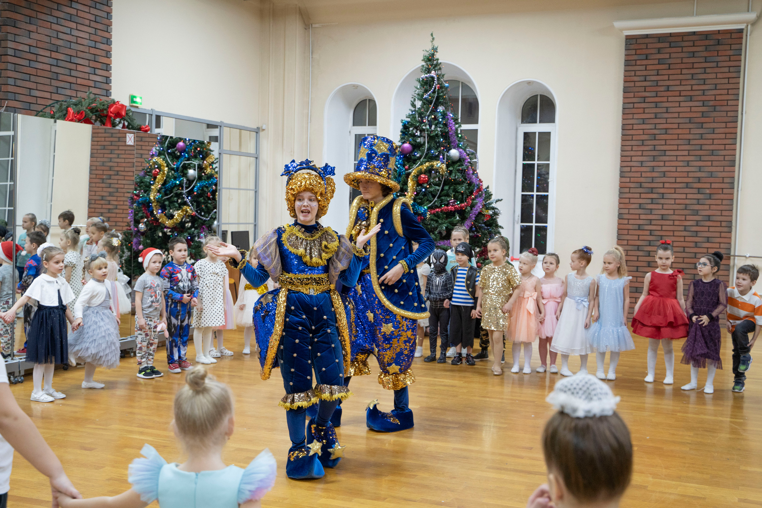 Новогодний праздник детского театра танца. Фотограф в Санкт-Петербурге, фотодни в СПБ
