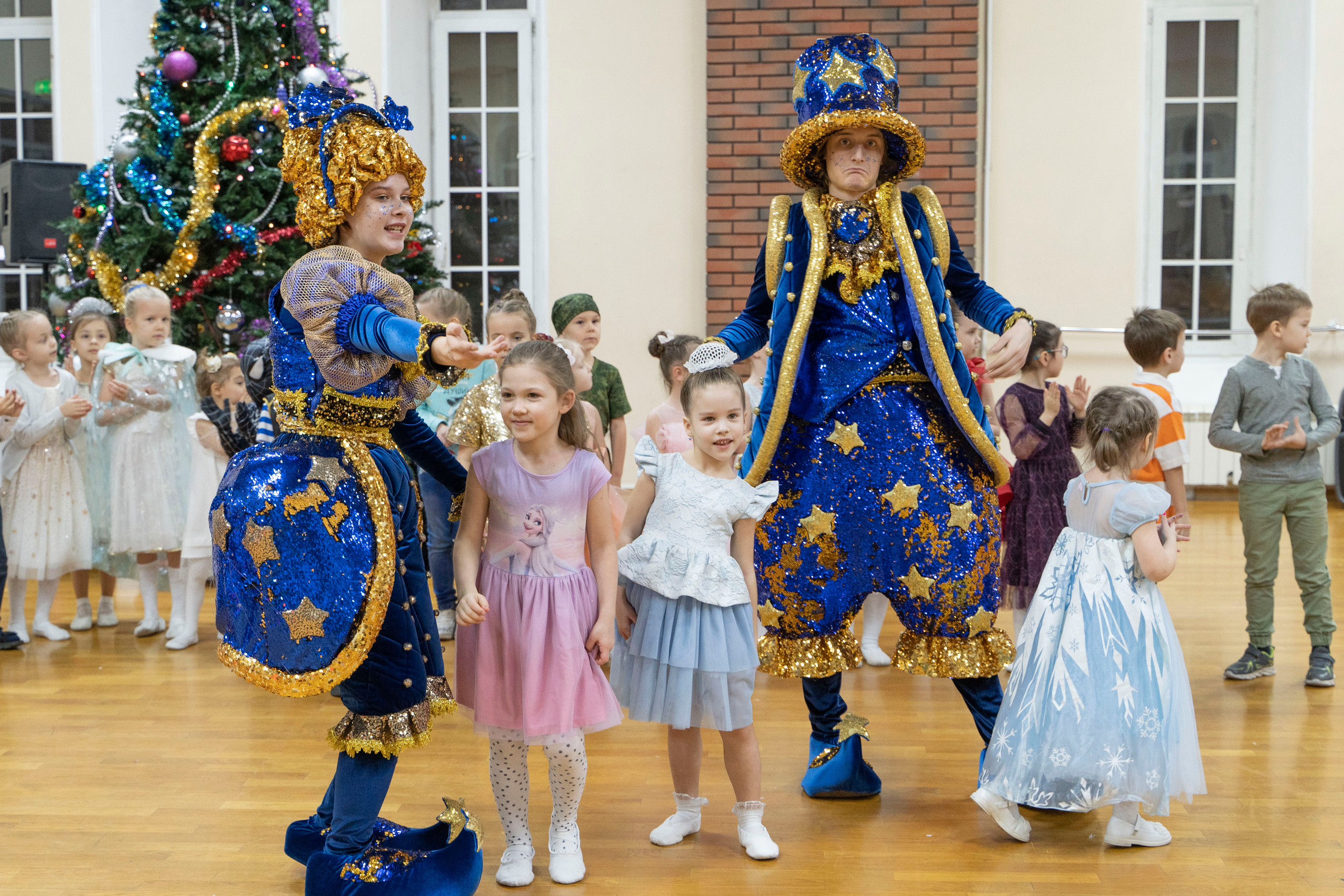 Новогодний праздник детского театра танца. Фотограф в Санкт-Петербурге, фотодни в СПБ