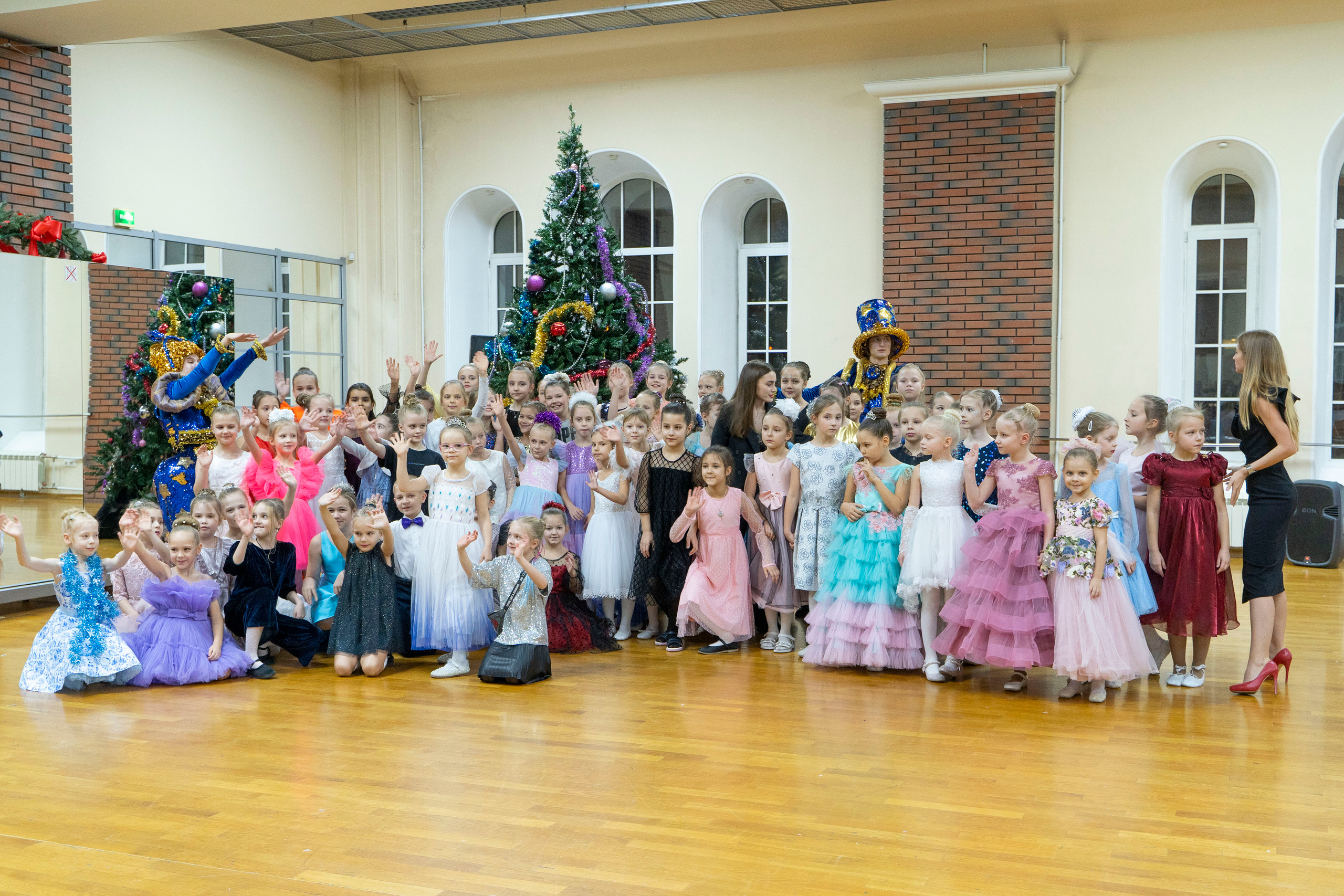 Новогодний праздник детского театра танца. Фотограф в Санкт-Петербурге, фотодни в СПБ