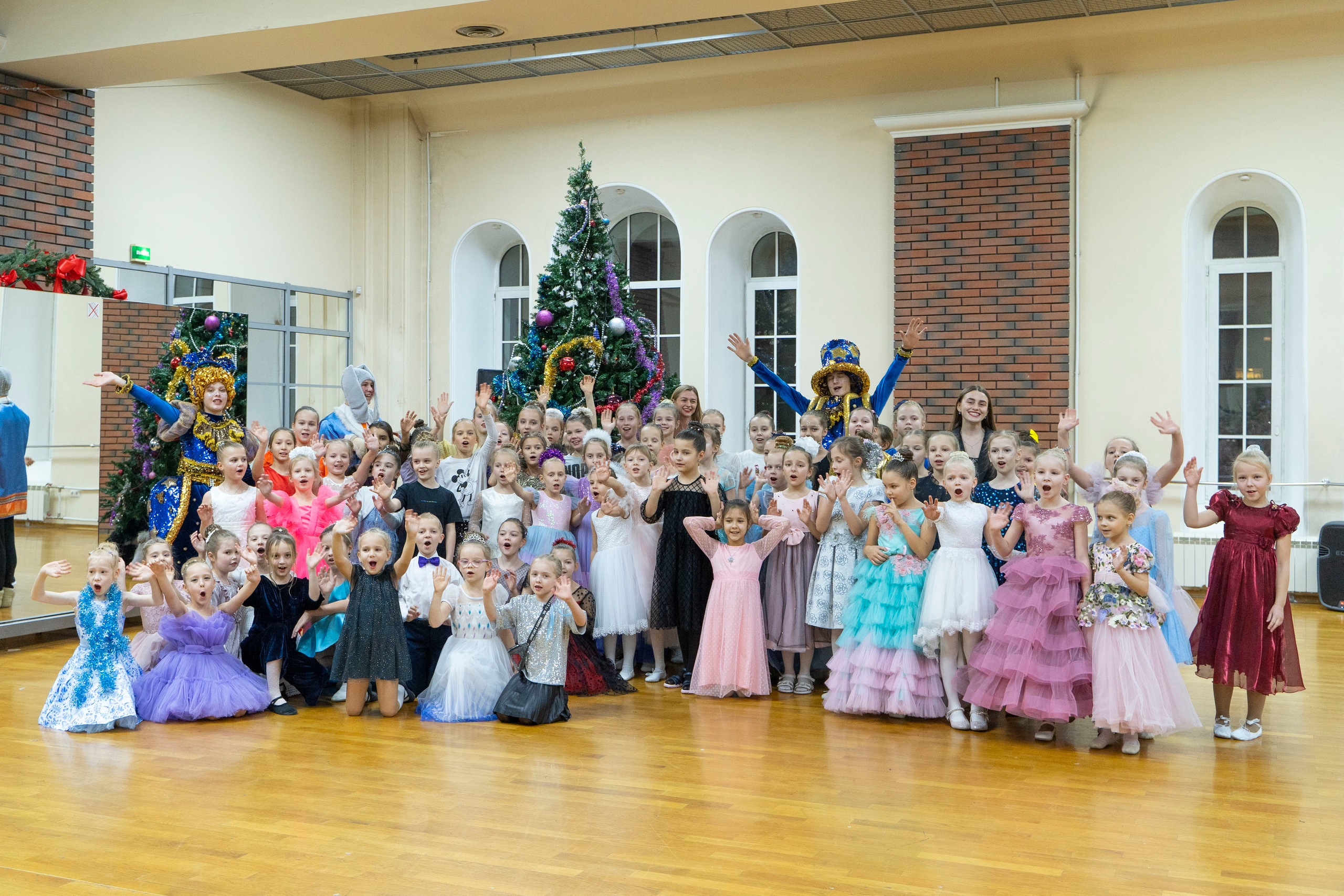 Новогодний праздник детского театра танца. Фотограф в Санкт-Петербурге, фотодни в СПБ