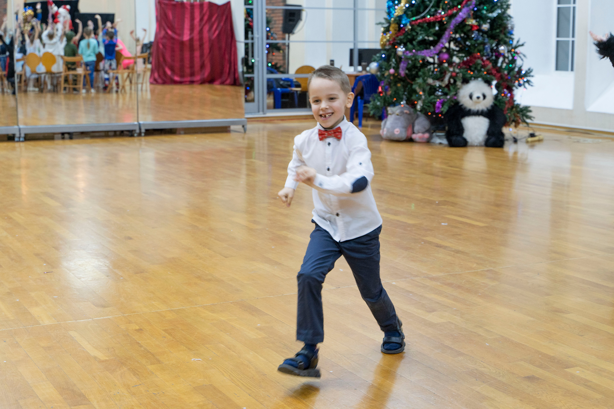 Новогодний праздник детского театра танца. Фотограф в Санкт-Петербурге, фотодни в СПБ