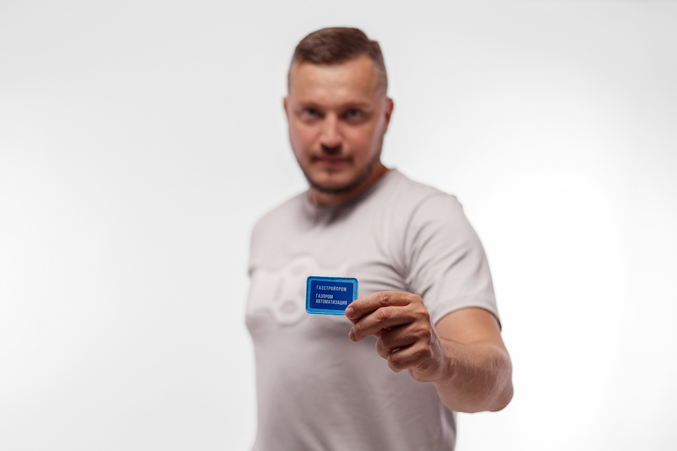 Фотосъемка одежды для маркетплейсов в СПб | Качественные кадры для каталогов